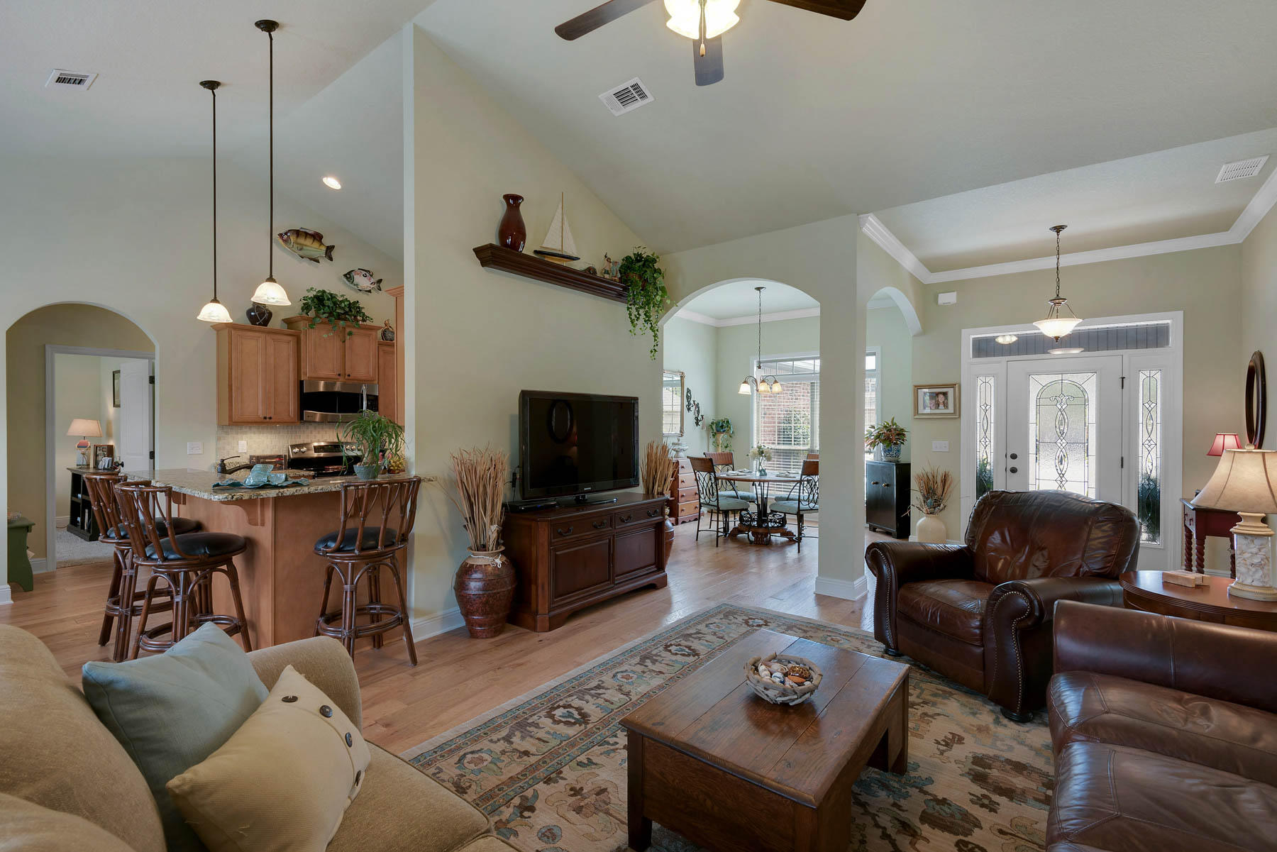 WINDSOR ESTATES - Residential