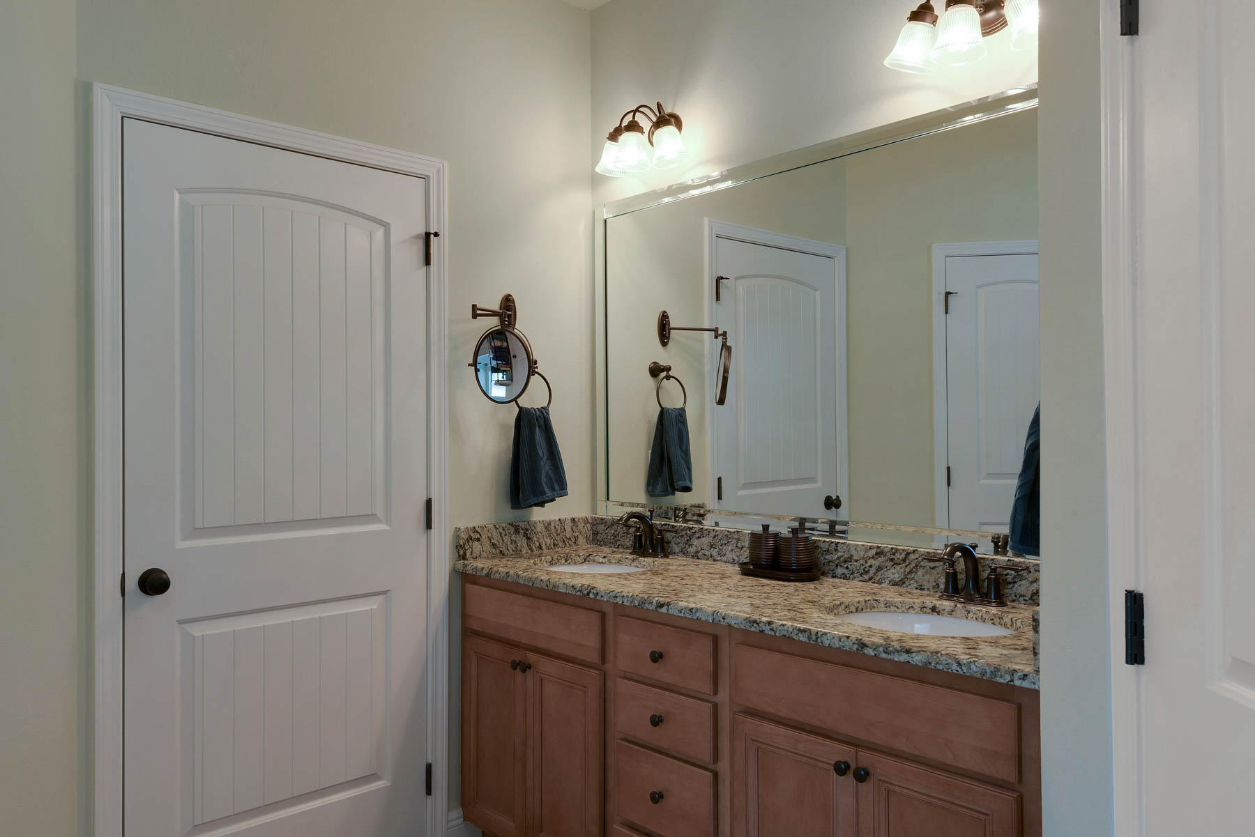 WINDSOR ESTATES - Residential