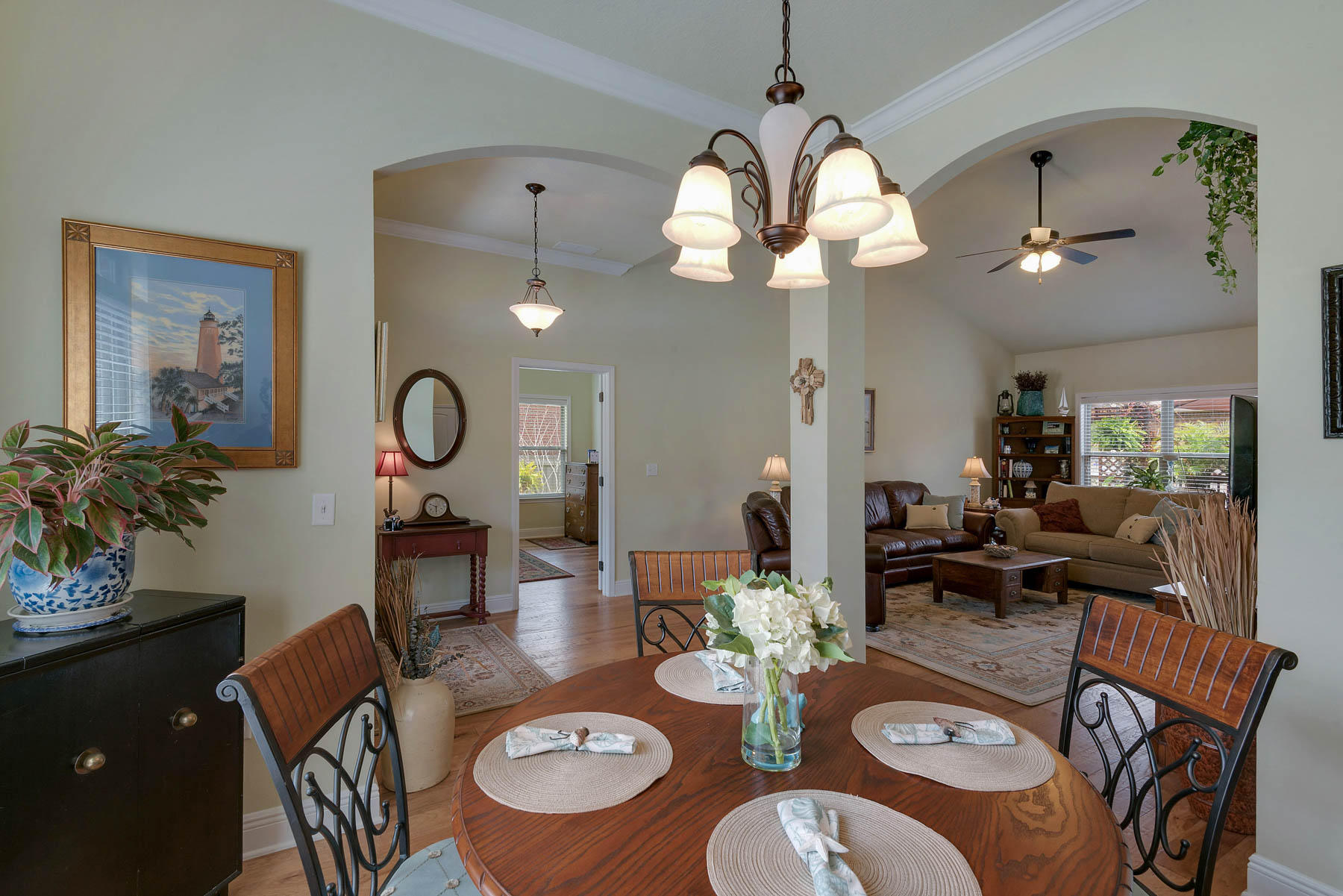 WINDSOR ESTATES - Residential