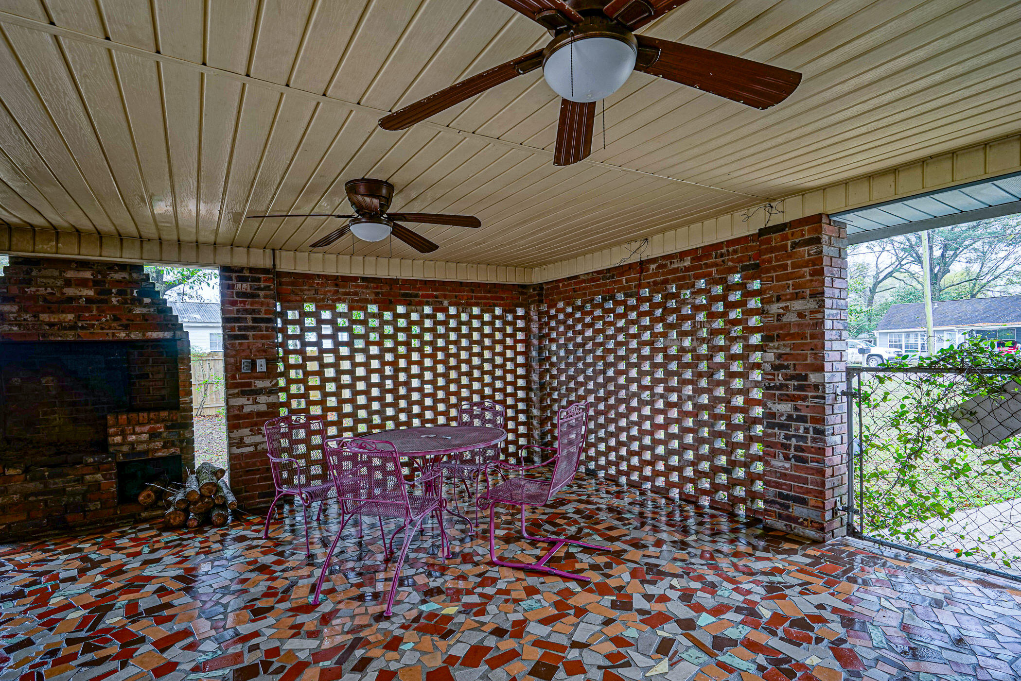 MORRIS ADDN TO CRESTVIEW - Residential