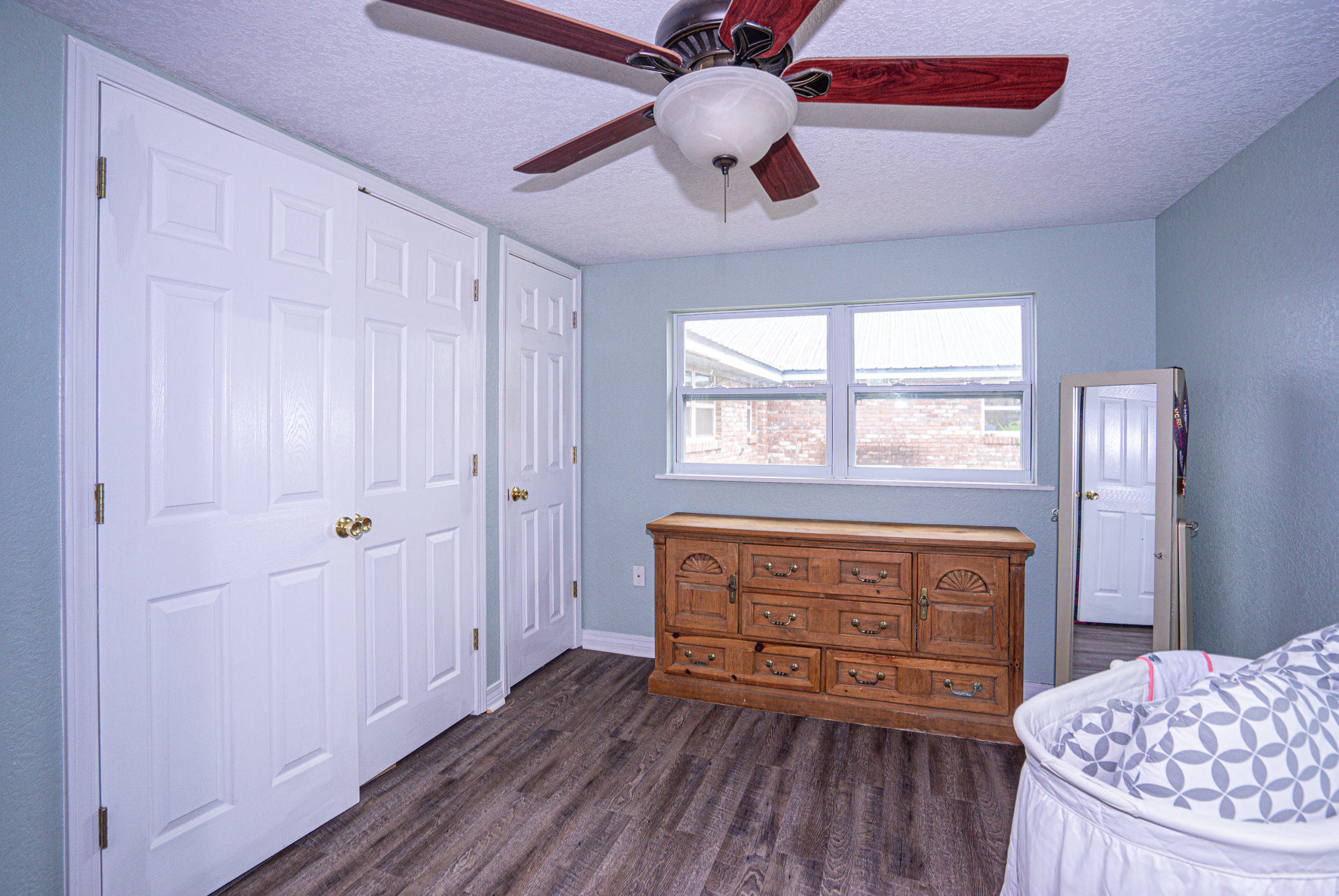 MORRIS ADDN TO CRESTVIEW - Residential