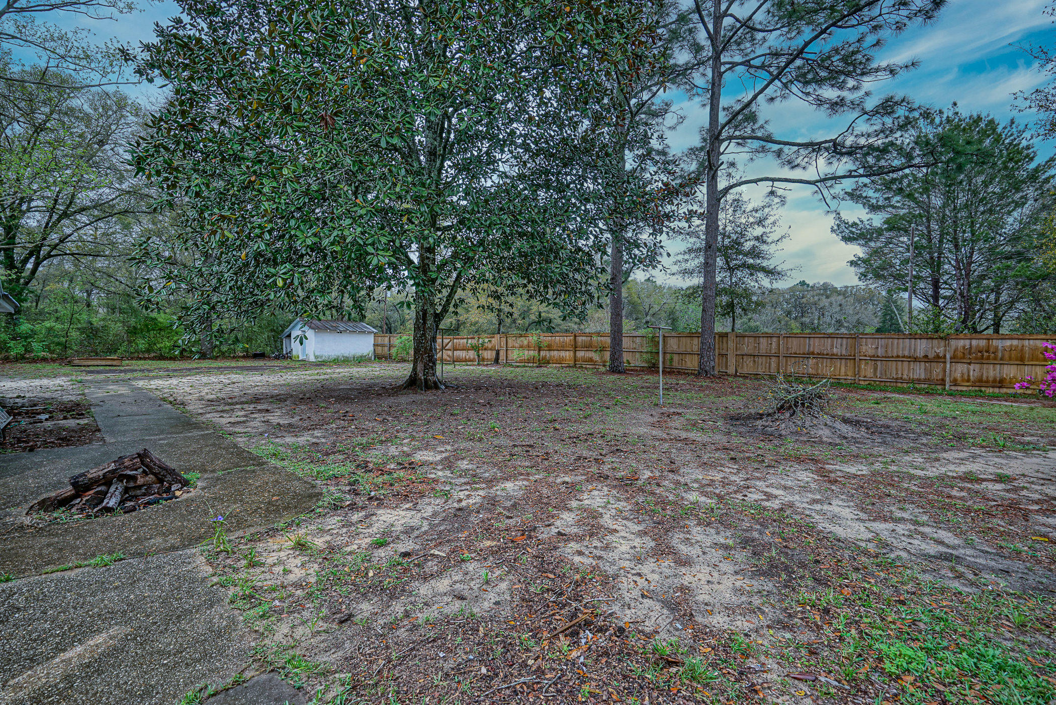 MORRIS ADDN TO CRESTVIEW - Residential