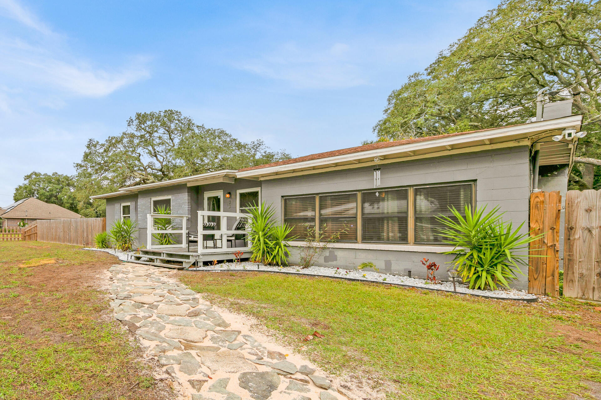 OLDE FORT WALTON (242201.00) - Residential