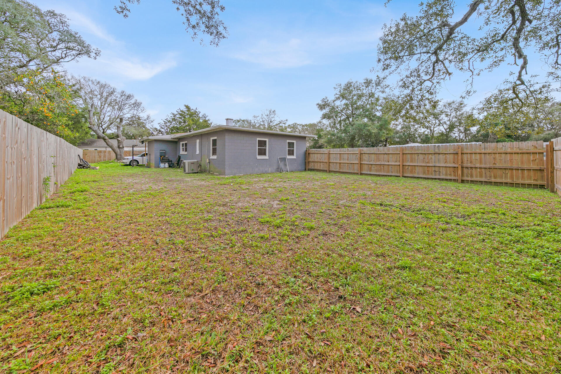 OLDE FORT WALTON (242201.00) - Residential