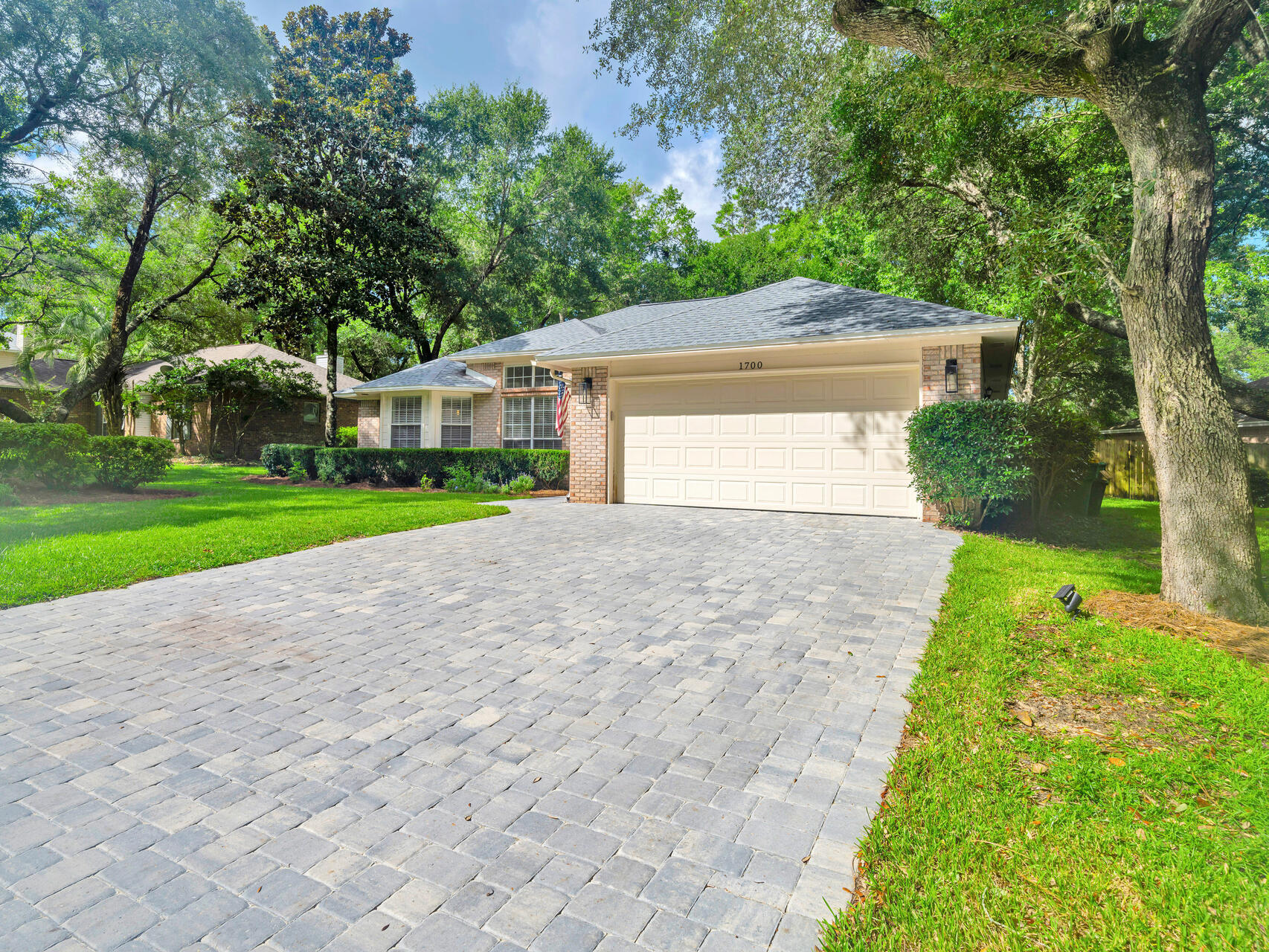 PARKWOOD ESTATES PH 1 BLUEWATER BAY - Residential