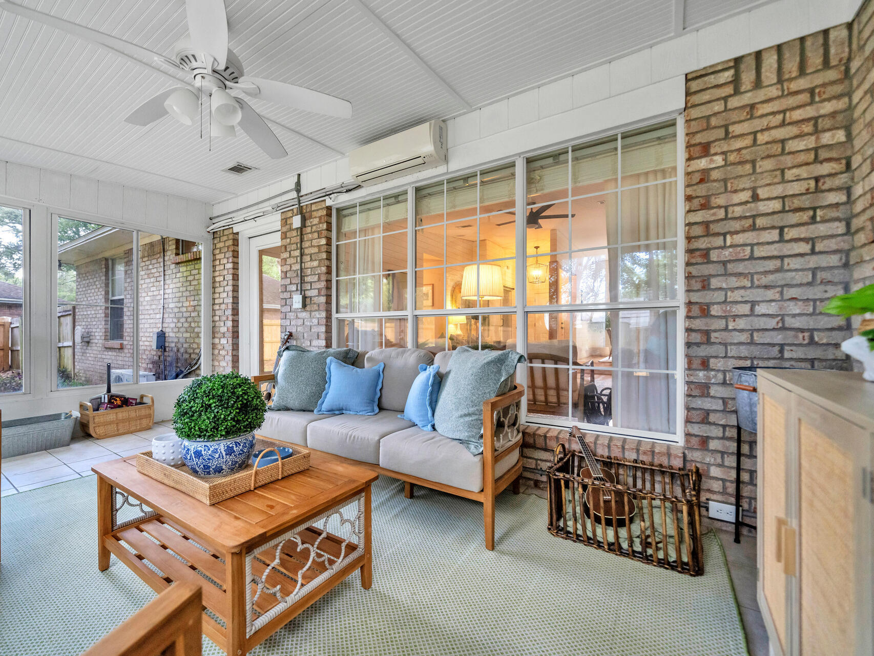 PARKWOOD ESTATES PH 1 BLUEWATER BAY - Residential