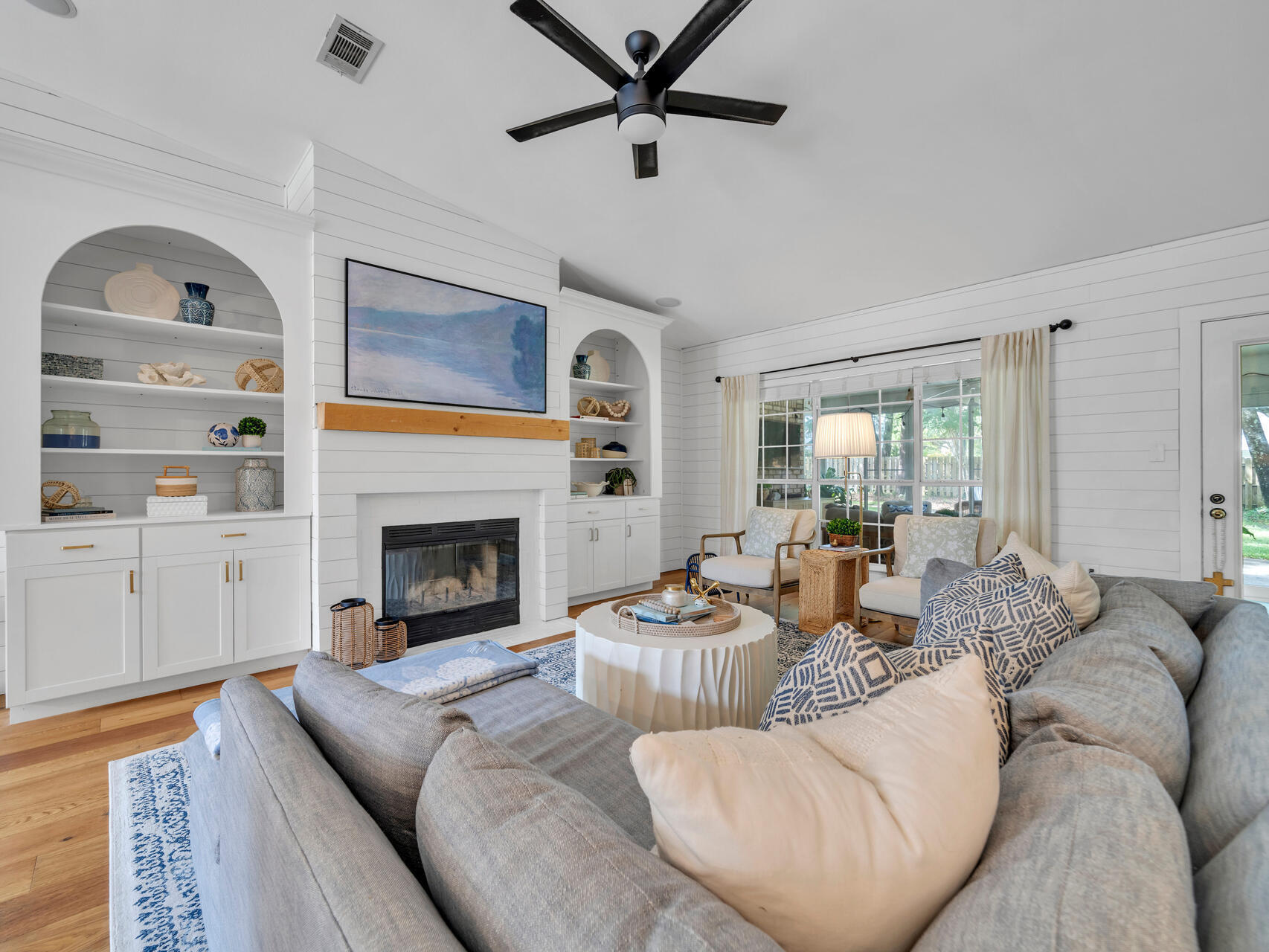 PARKWOOD ESTATES PH 1 BLUEWATER BAY - Residential