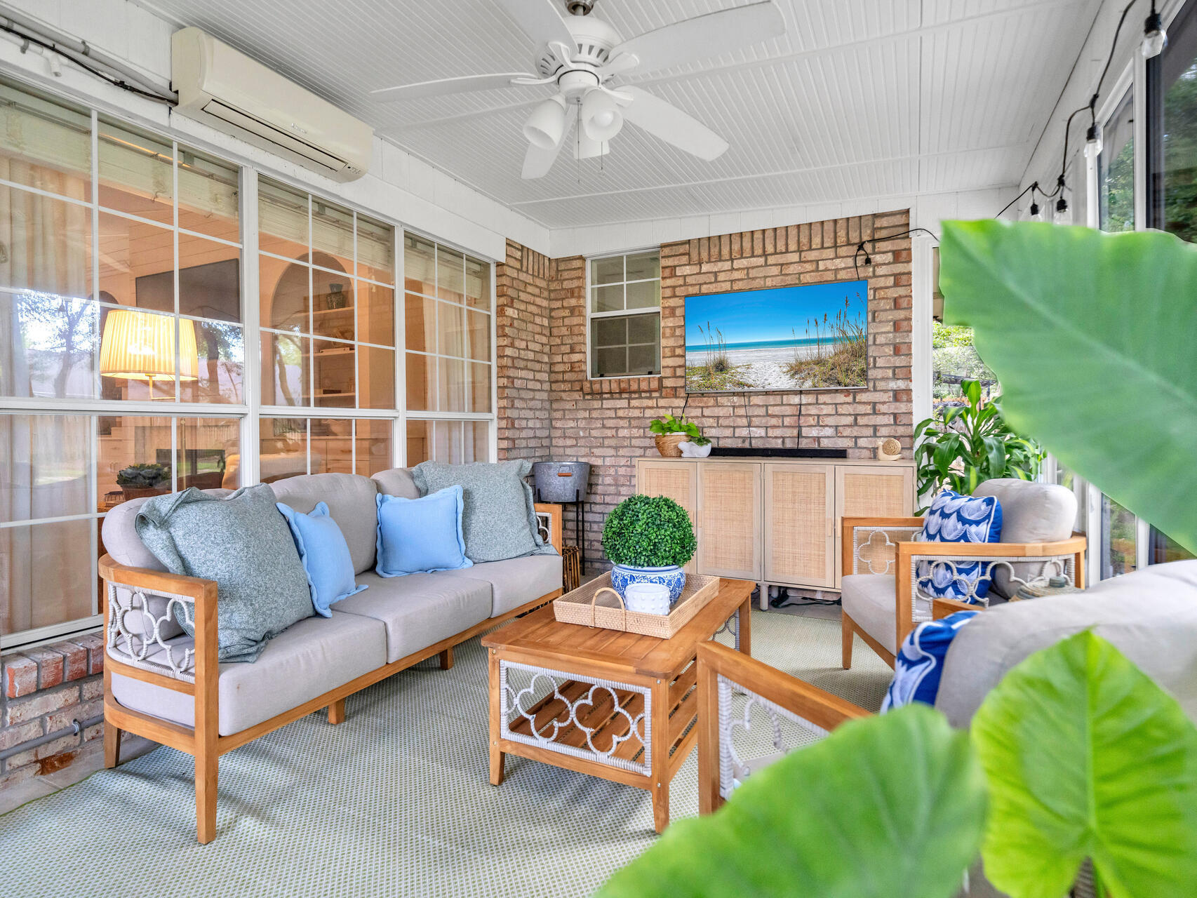 PARKWOOD ESTATES PH 1 BLUEWATER BAY - Residential