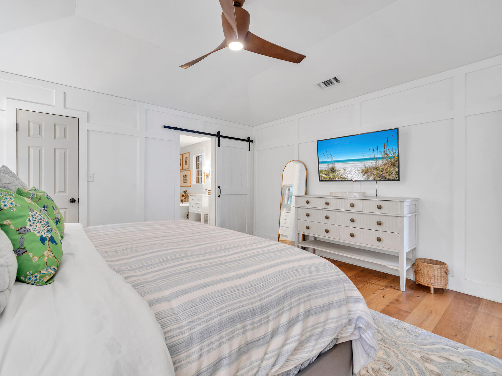 PARKWOOD ESTATES PH 1 BLUEWATER BAY - Residential