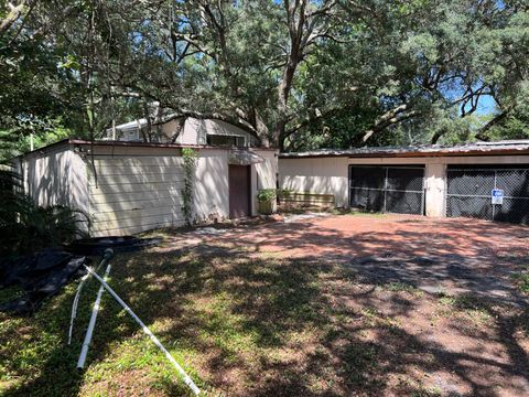 A home in Fort Walton Beach