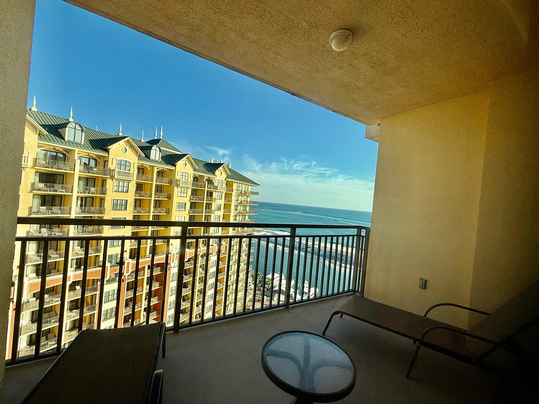 Emerald Grande - Residential