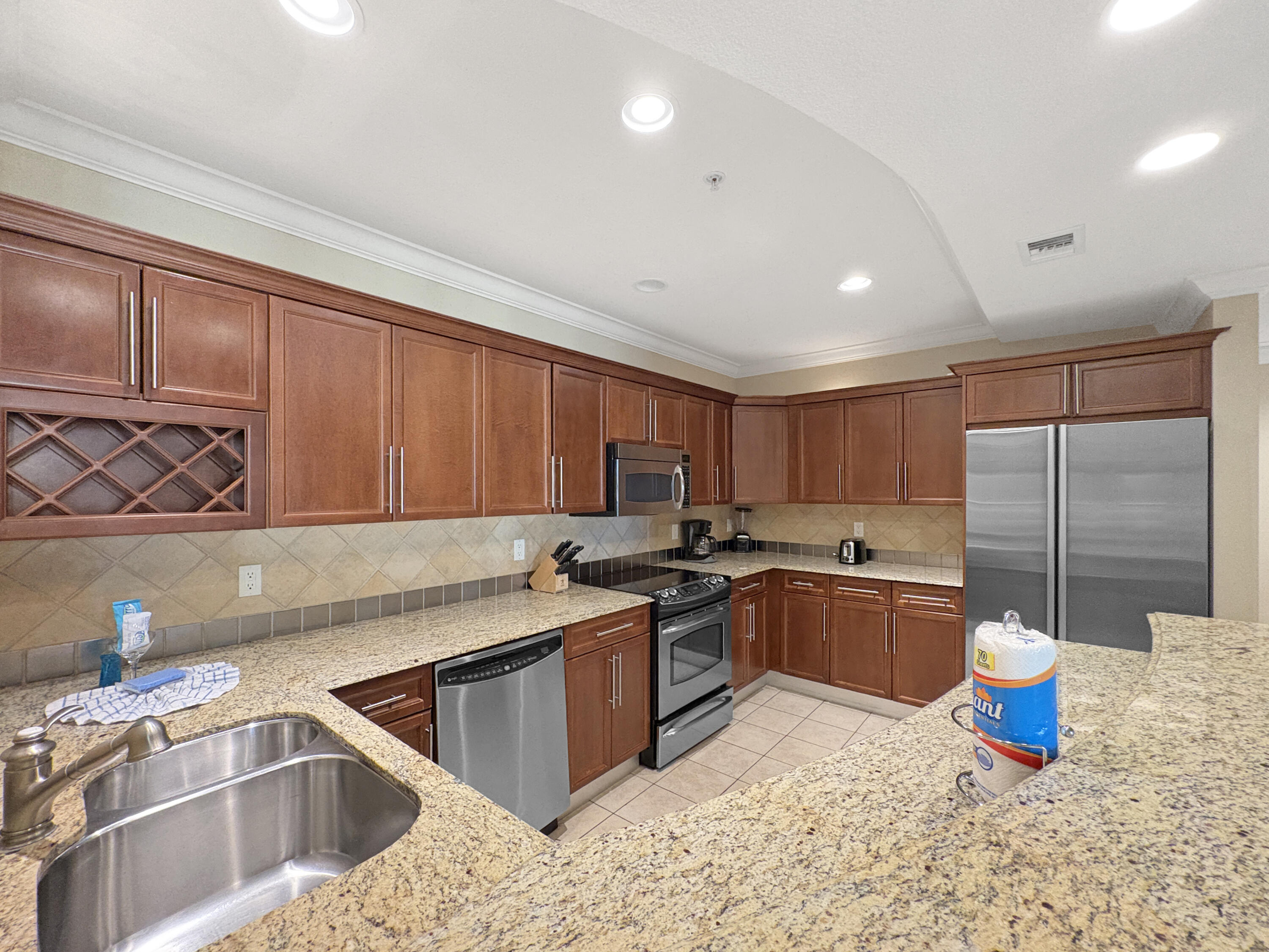 Emerald Grande - Residential