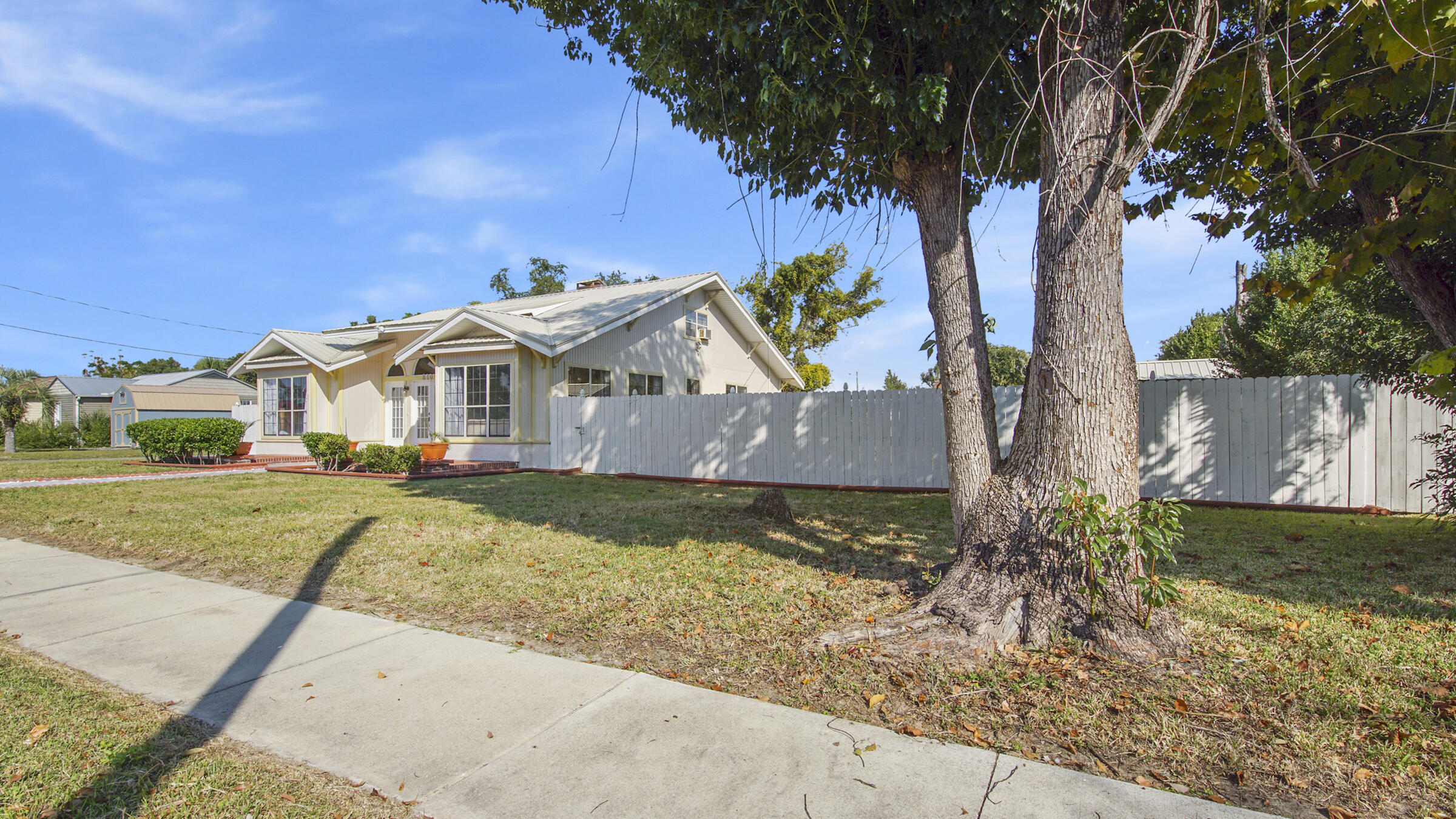 OLD ORCHARD - Residential