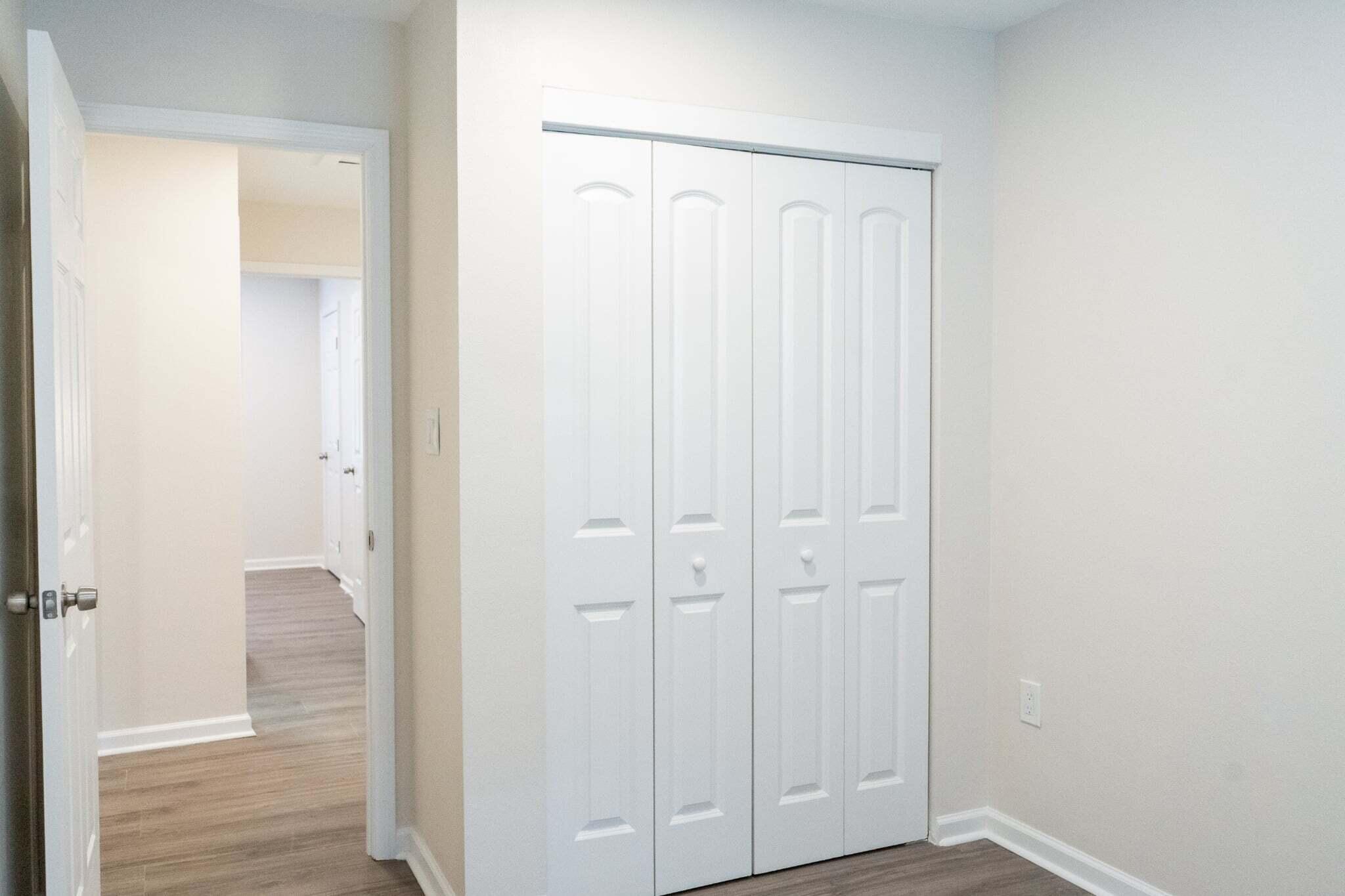 SPINNAKER - Residential Lease