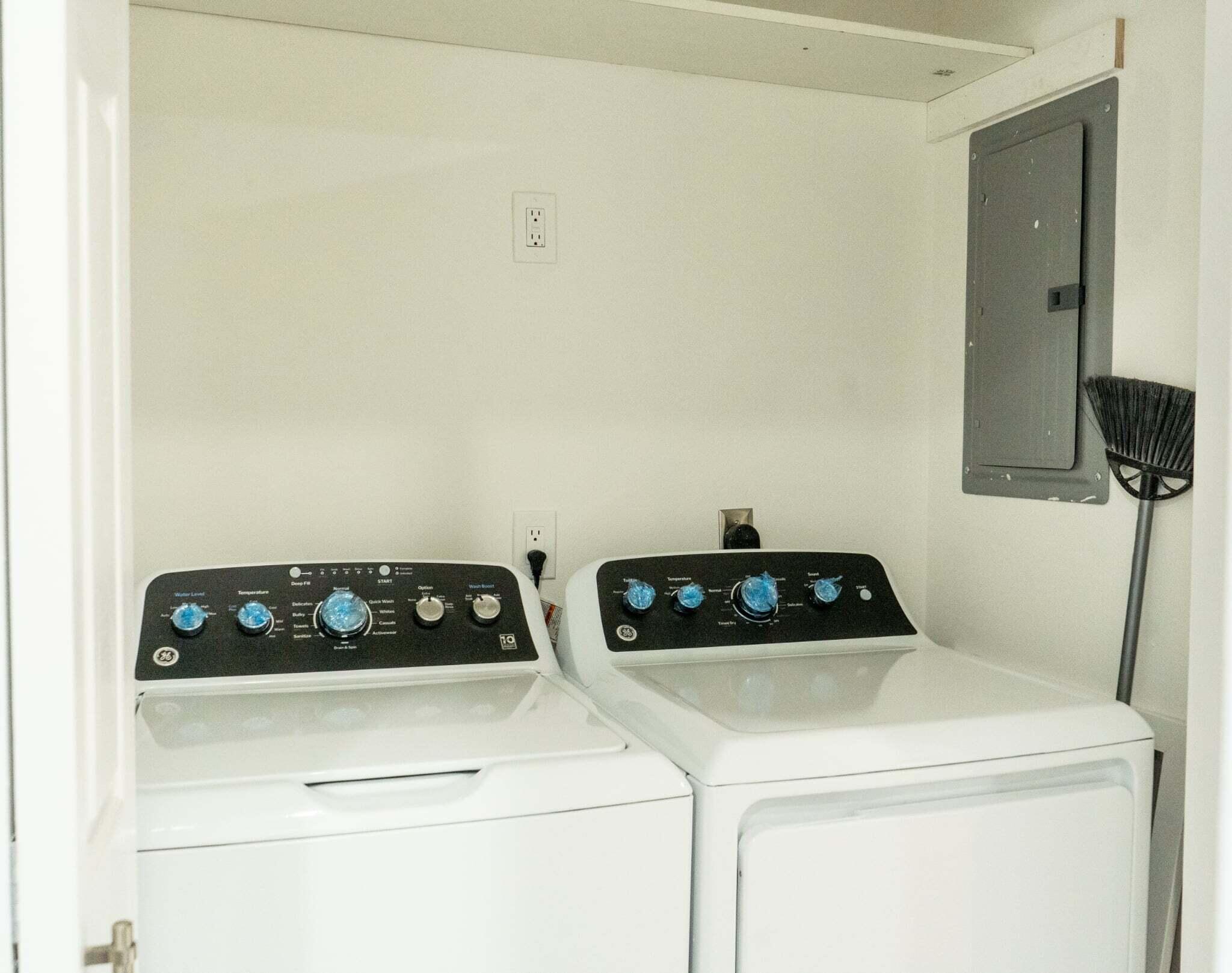 SPINNAKER - Residential Lease