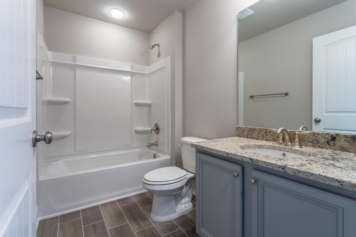 TRANQUILITY BY THE BAY - Residential