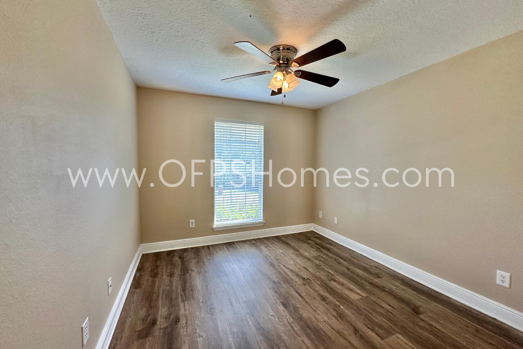 FOX VALLEY - Residential Lease