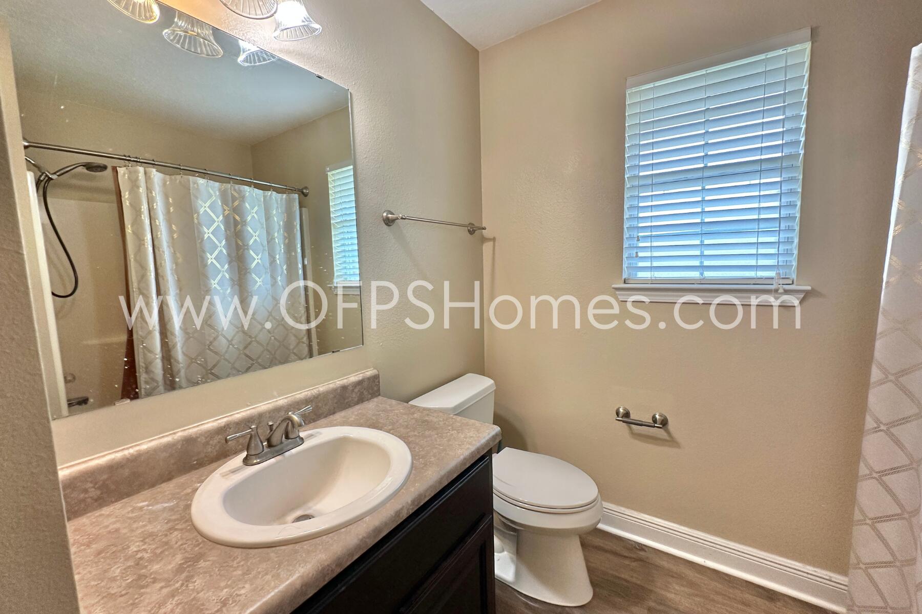 FOX VALLEY - Residential Lease