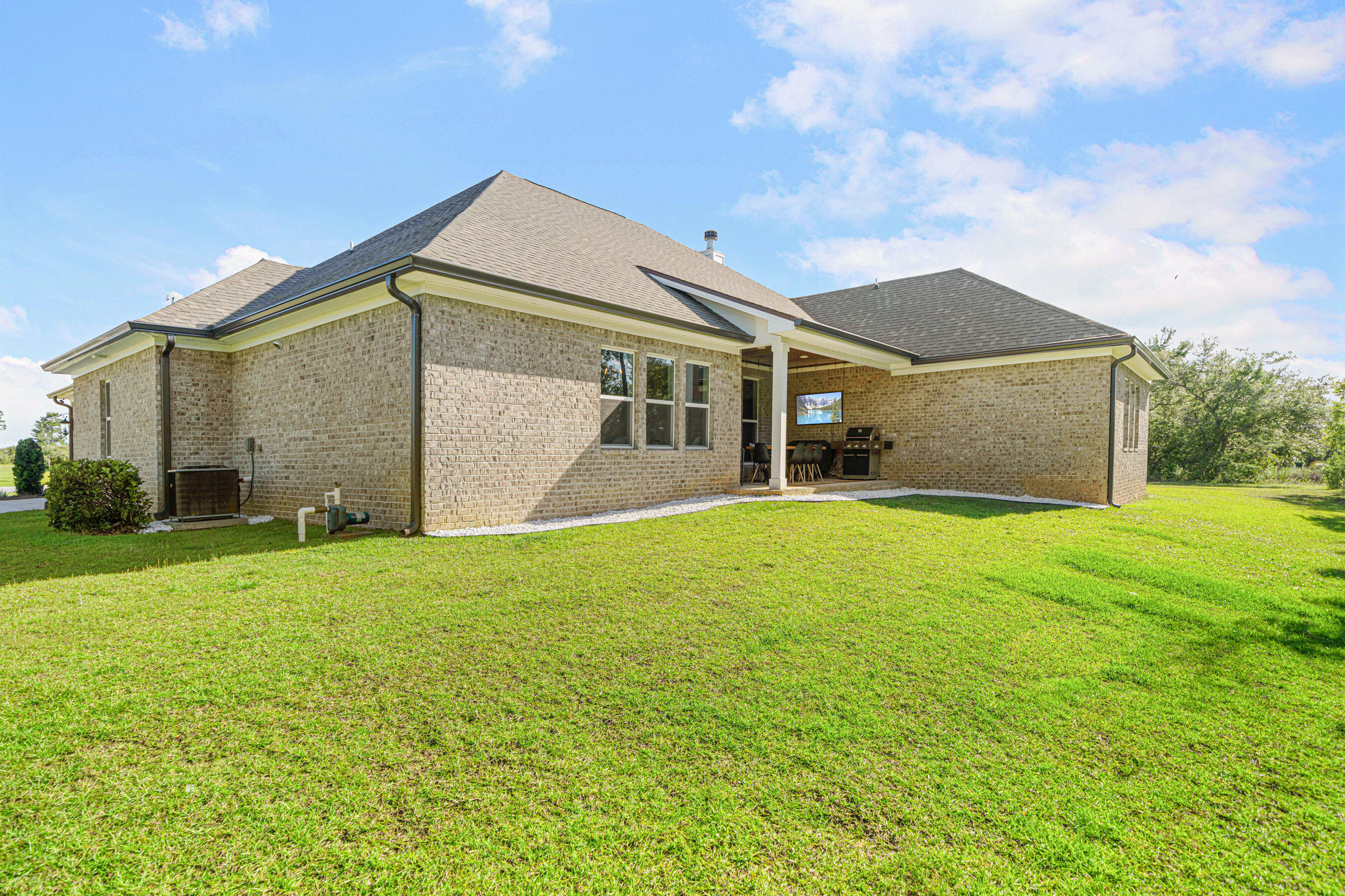 WINDSWEPT ESTATES - Residential