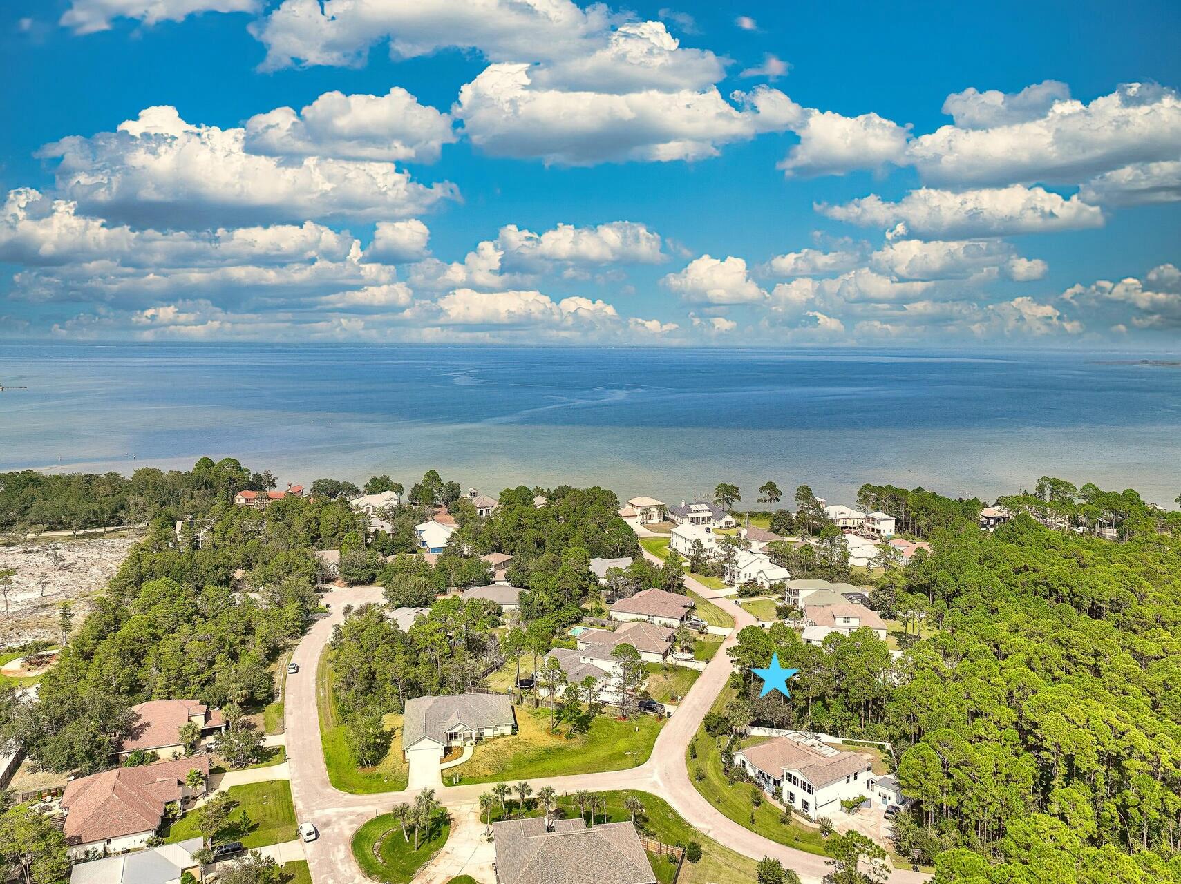PELICAN BAY S/D - Land