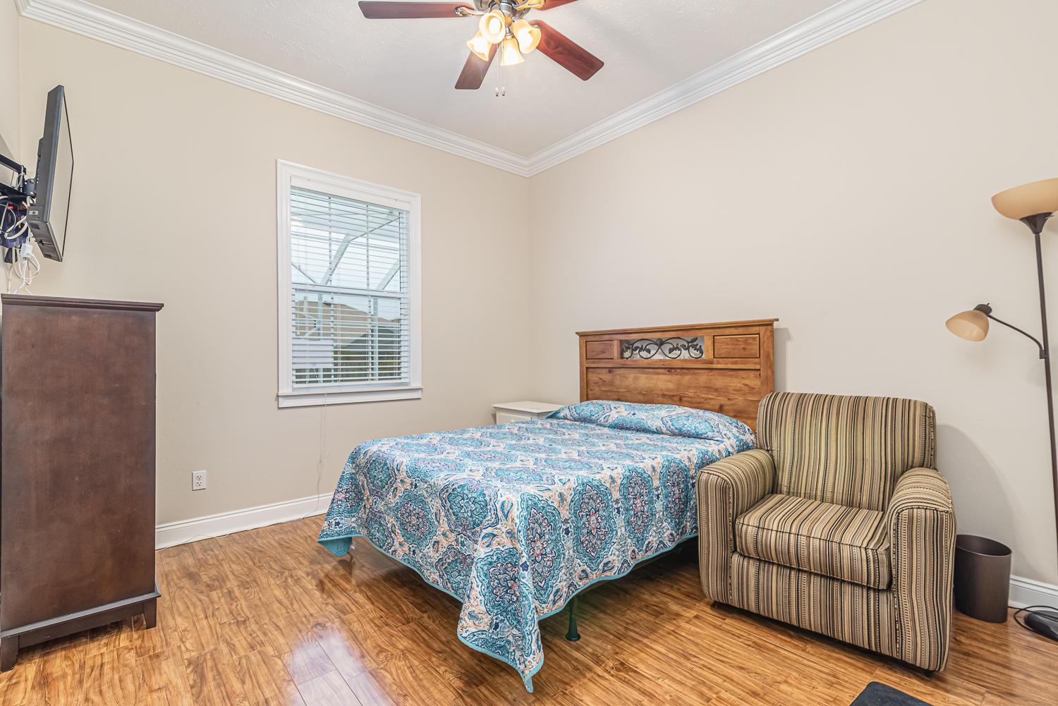 SUMMER BREEZE - Residential