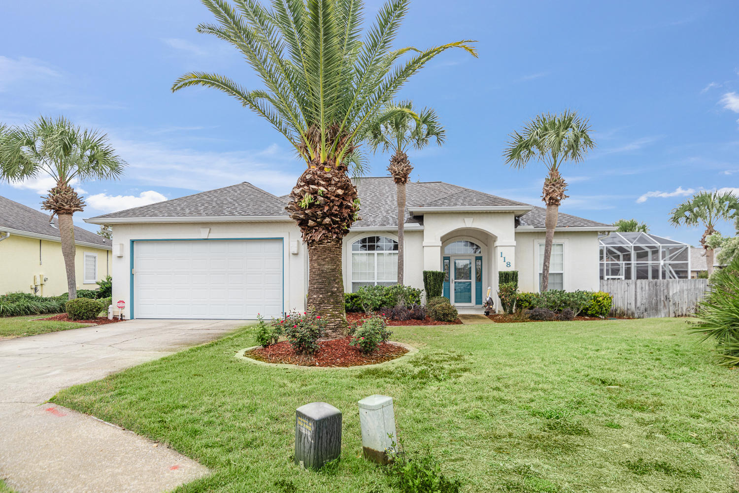 SUMMER BREEZE - Residential