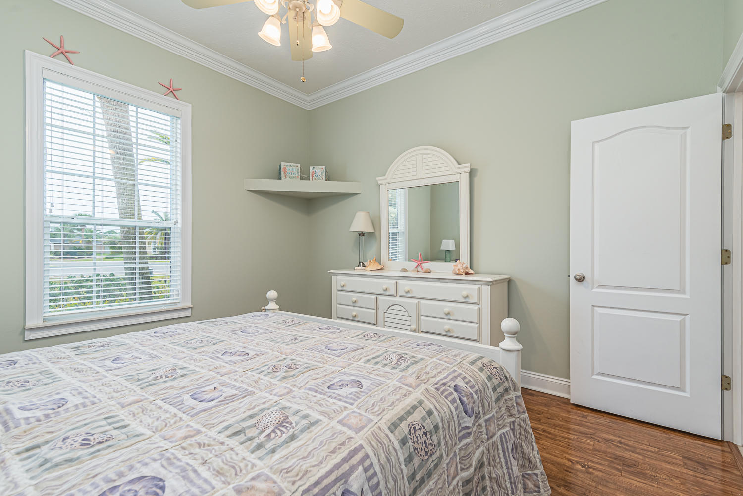 SUMMER BREEZE - Residential