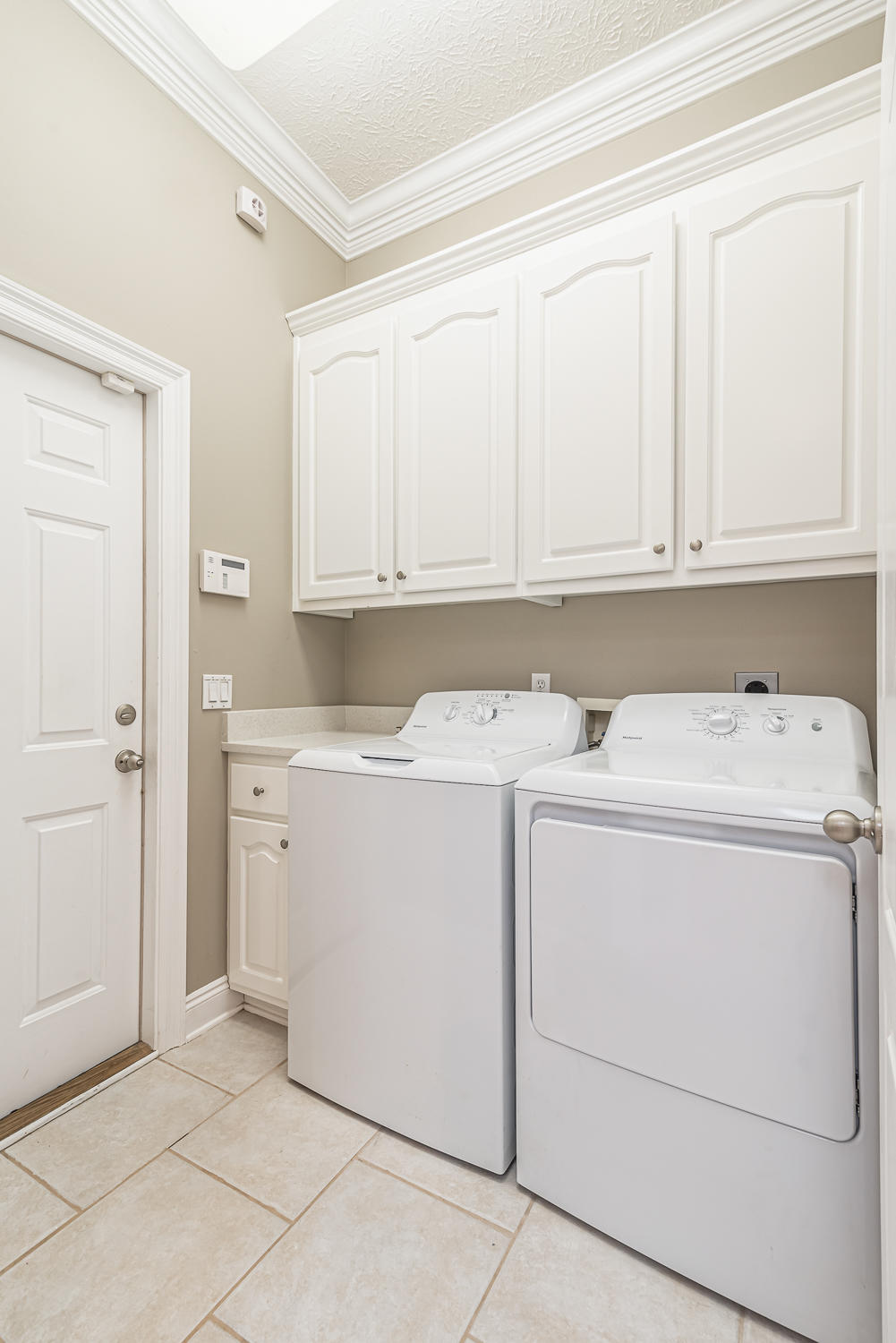 SUMMER BREEZE - Residential