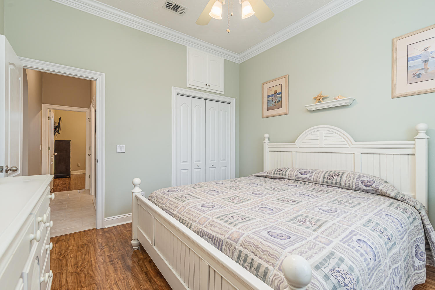 SUMMER BREEZE - Residential