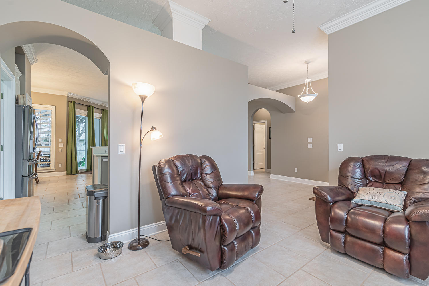 SUMMER BREEZE - Residential