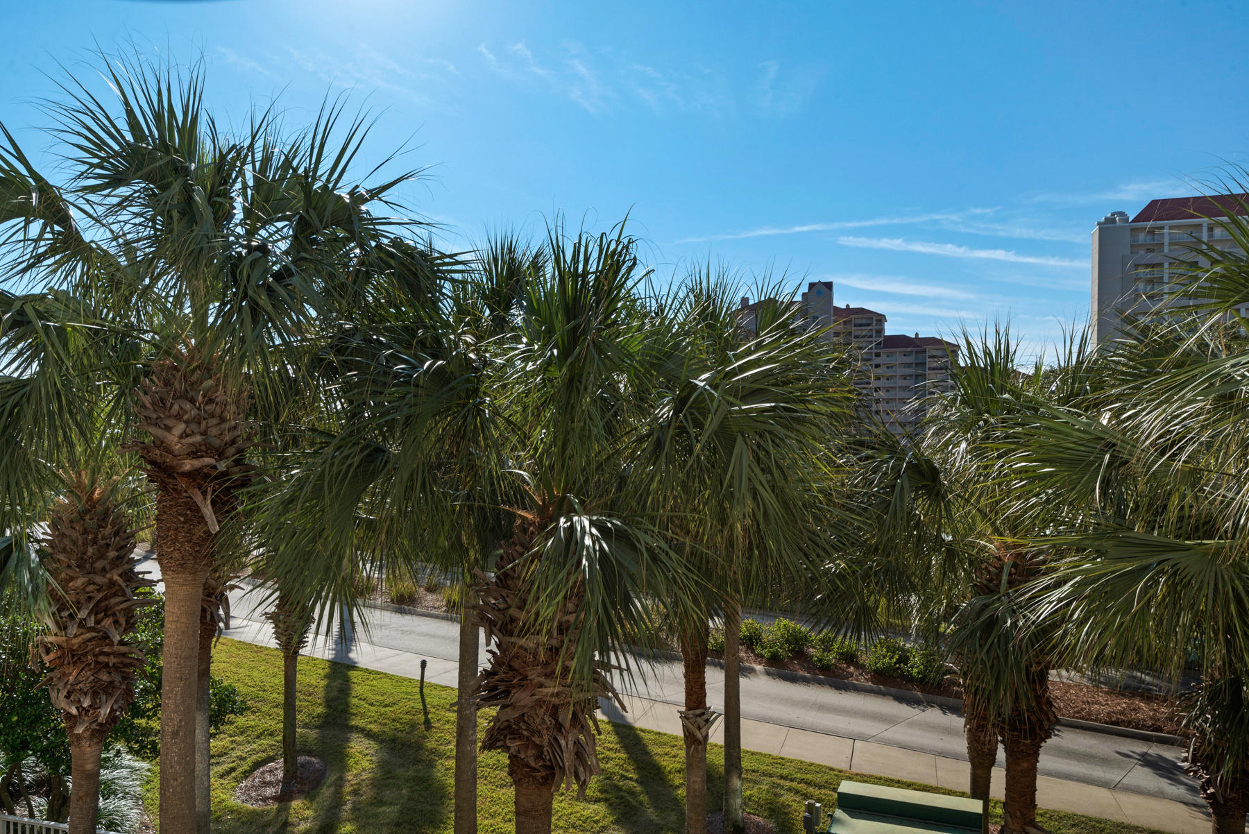 SUMMIT AT TOPS'L (THE) - Residential