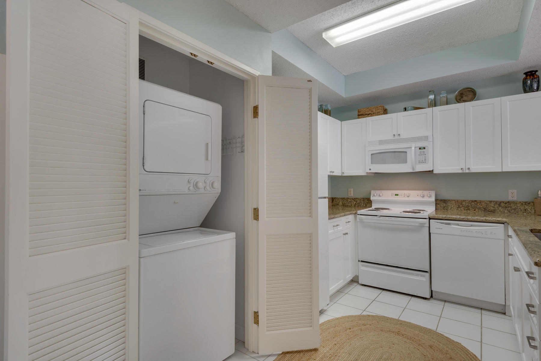 SUMMIT AT TOPS'L (THE) - Residential