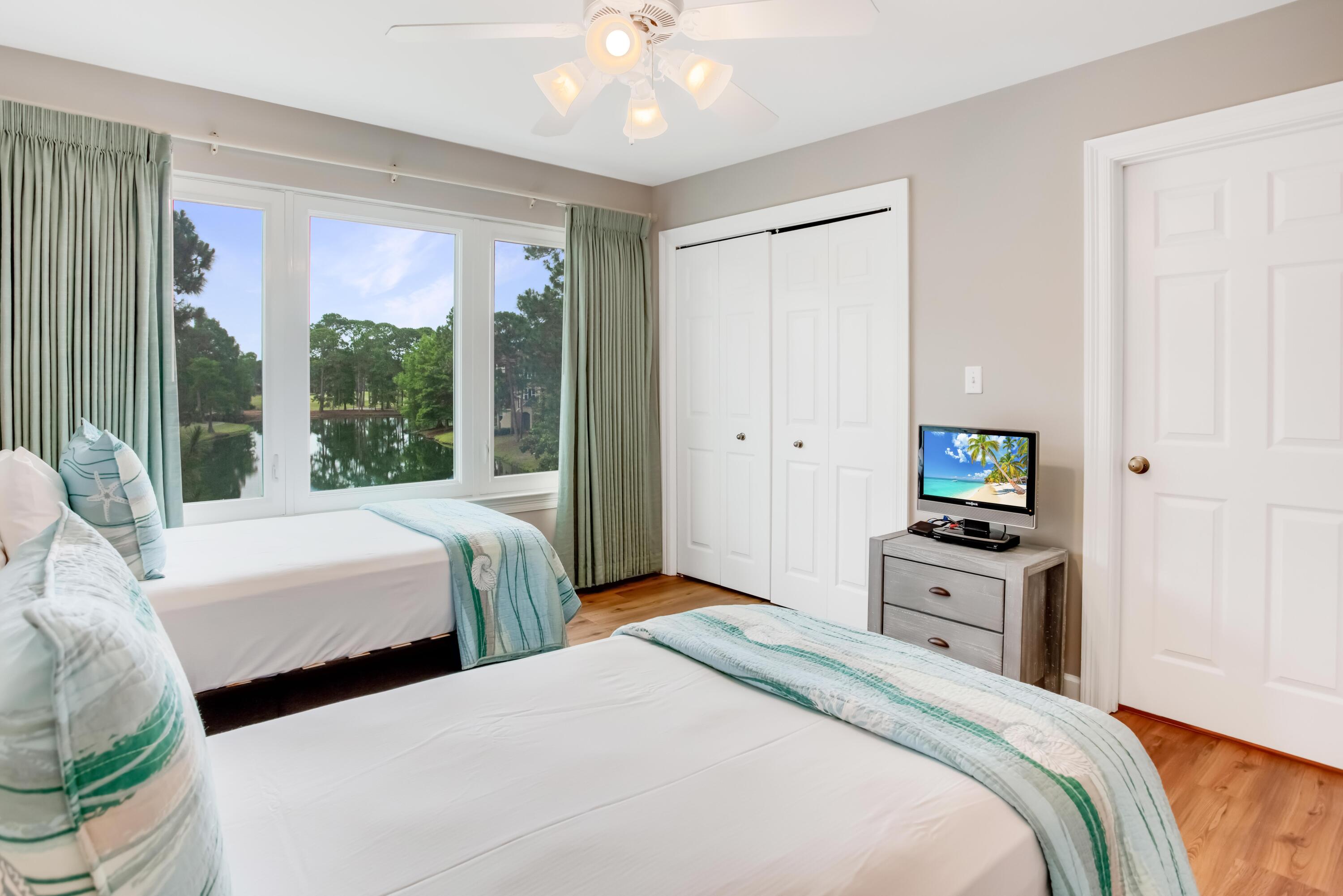 TURNBERRY VILLAS CONDO - Residential