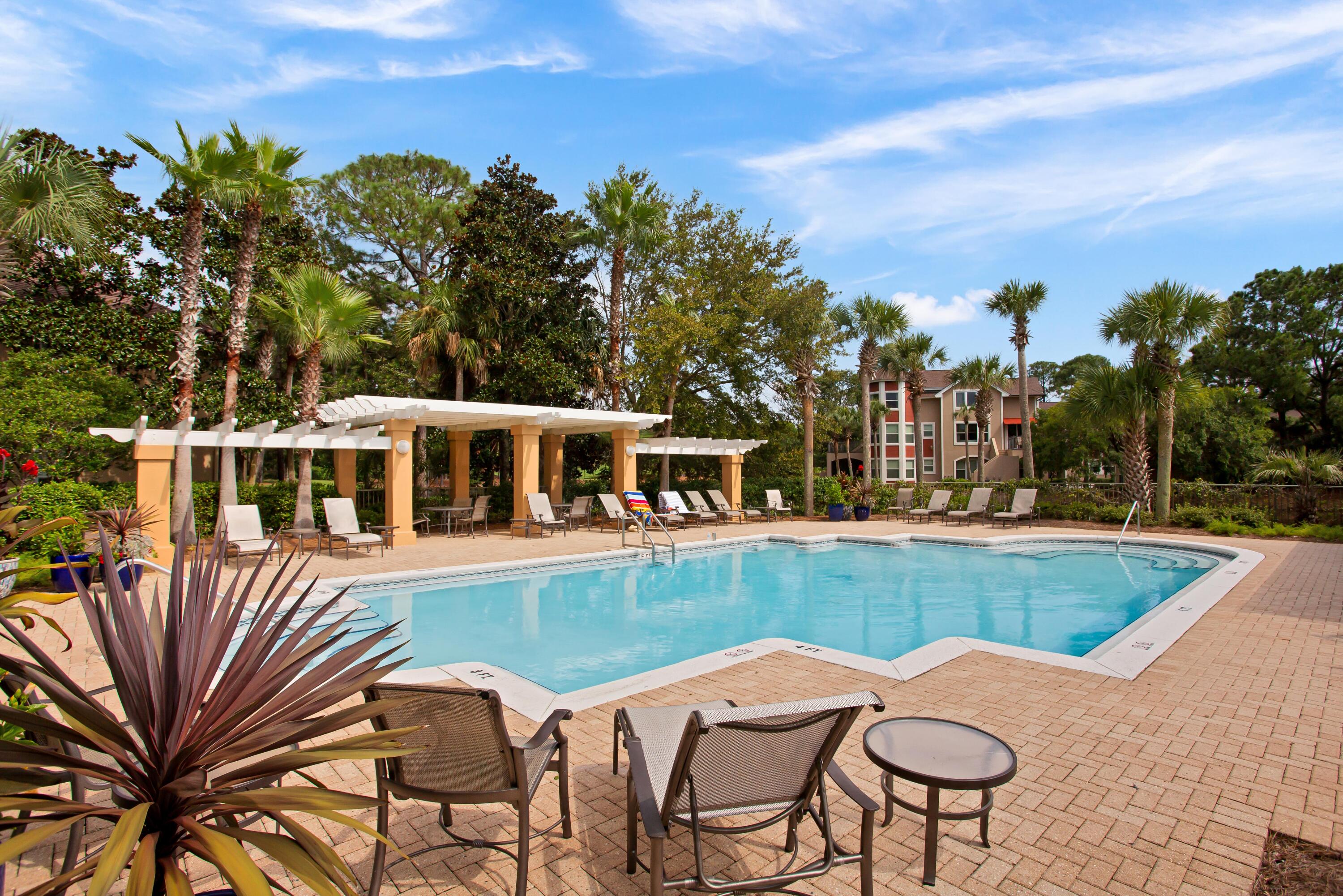 TURNBERRY VILLAS CONDO - Residential