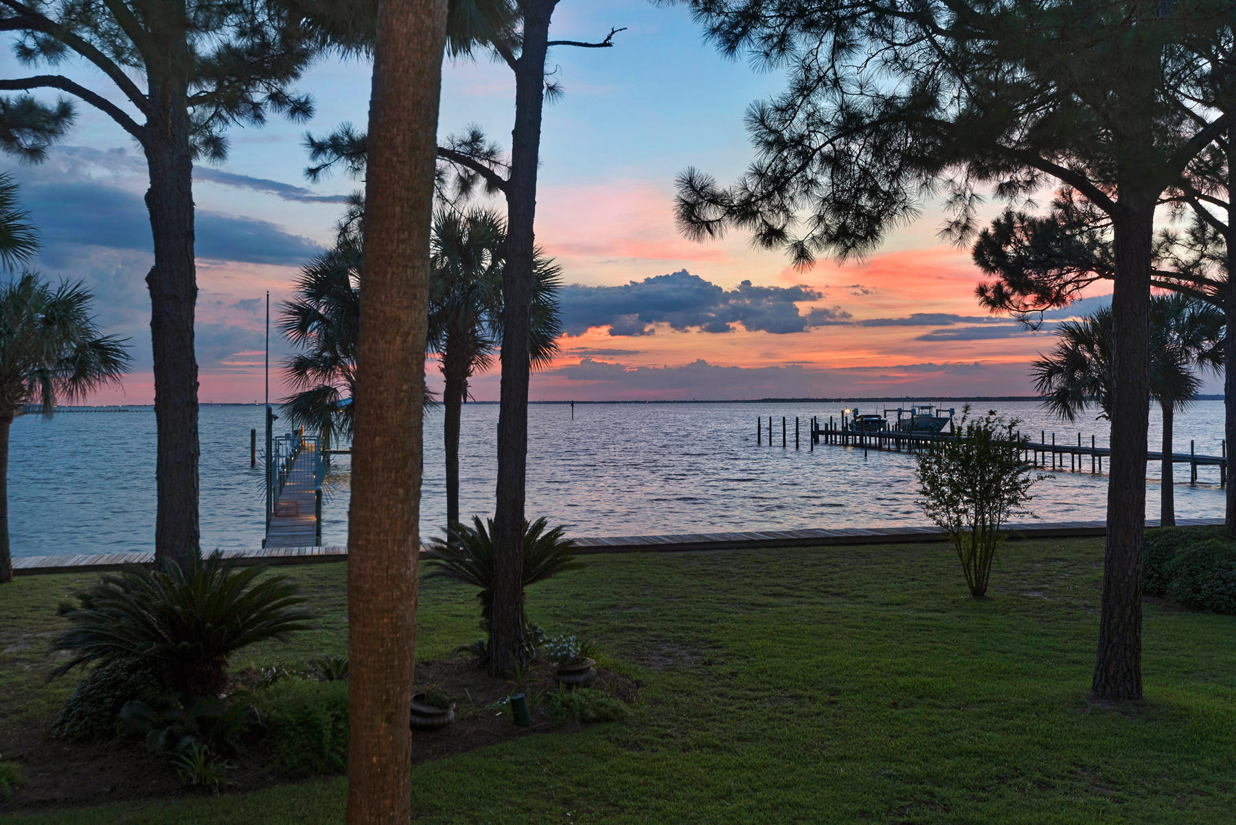 Cobbs Point - Residential