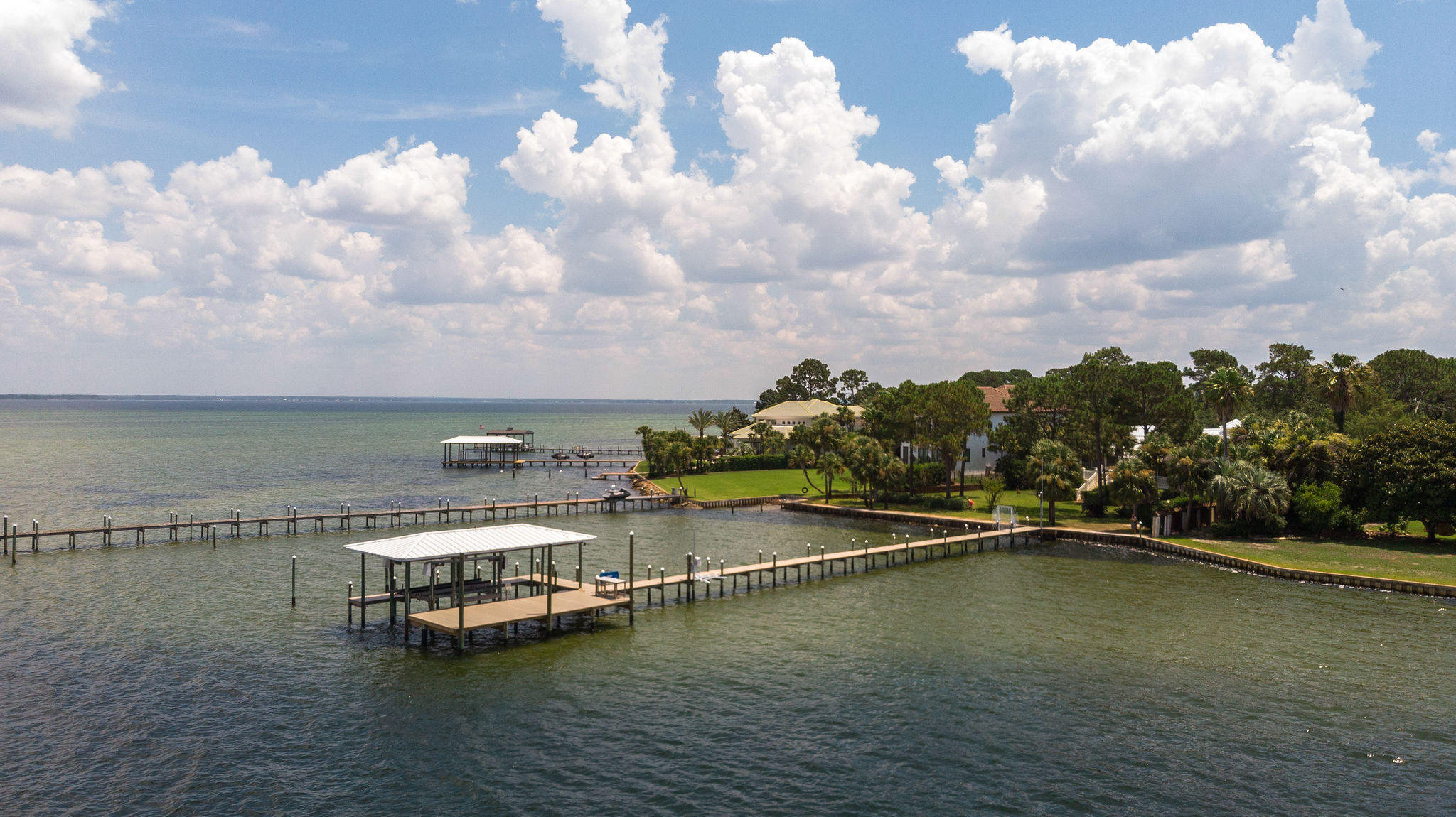 Cobbs Point - Residential