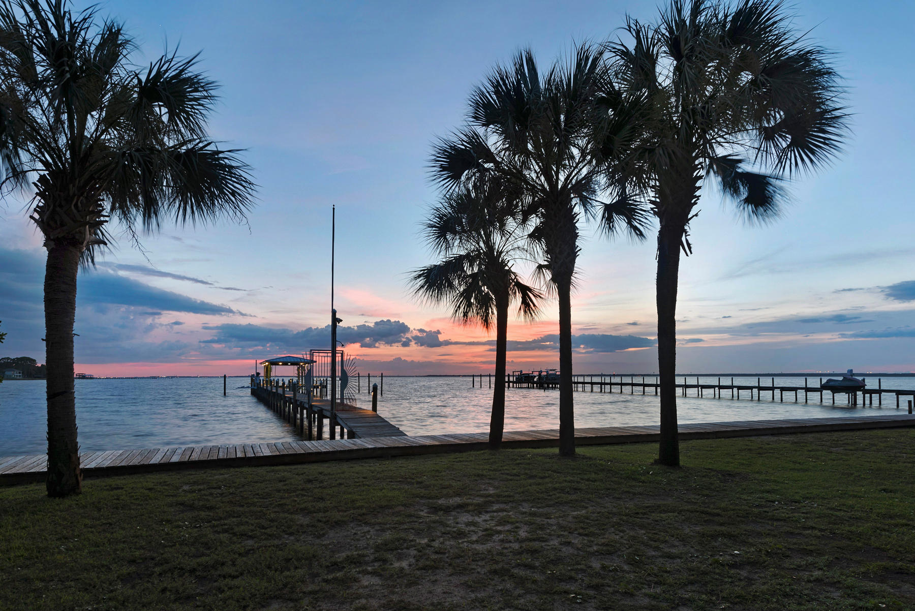 Cobbs Point - Residential