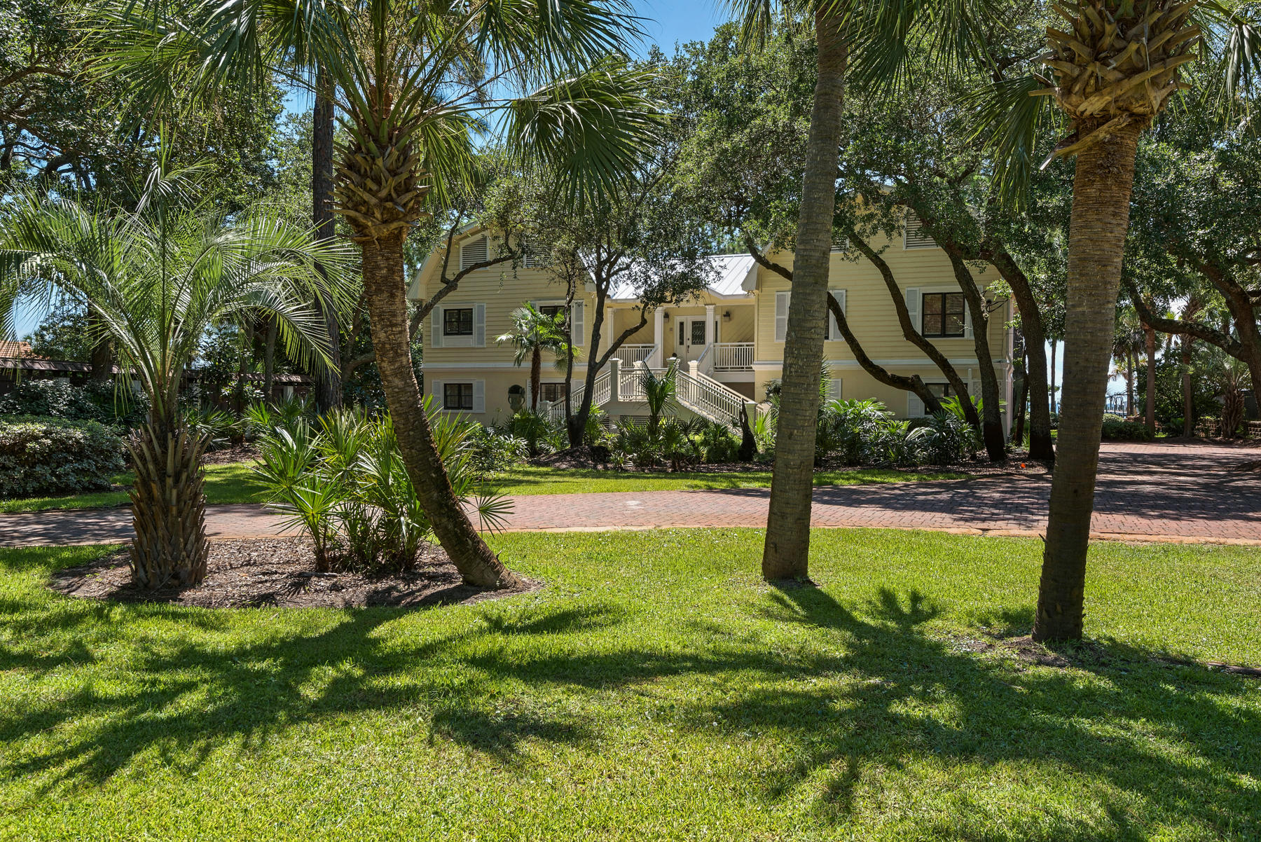 Cobbs Point - Residential