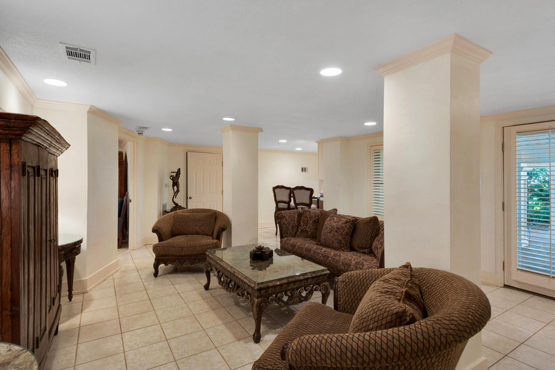 Cobbs Point - Residential