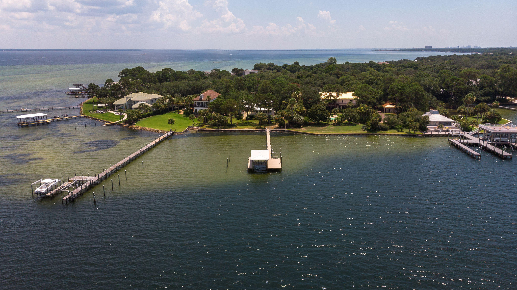 Cobbs Point - Residential