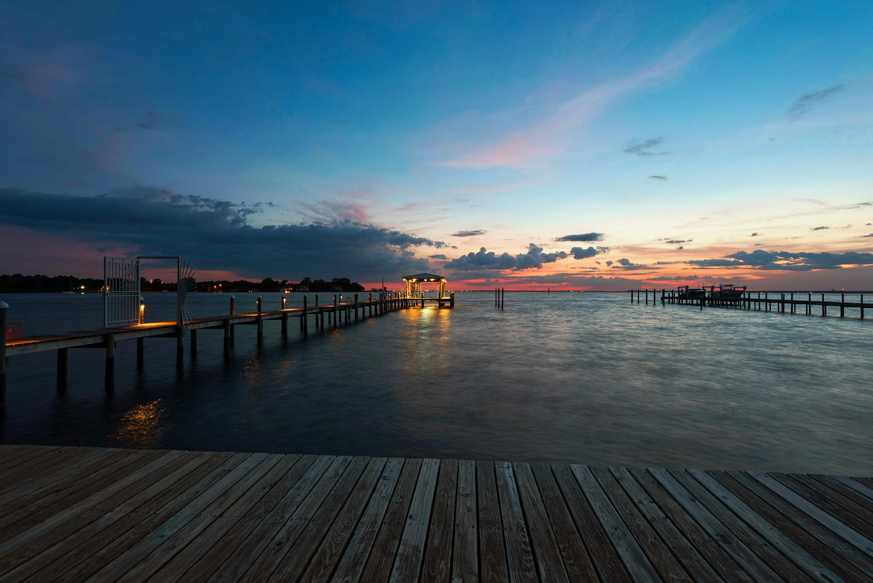 Cobbs Point - Residential