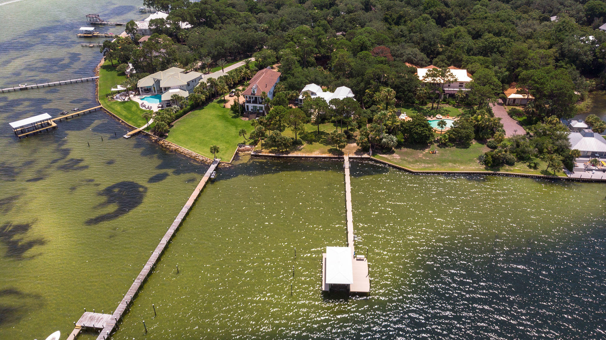 Cobbs Point - Residential