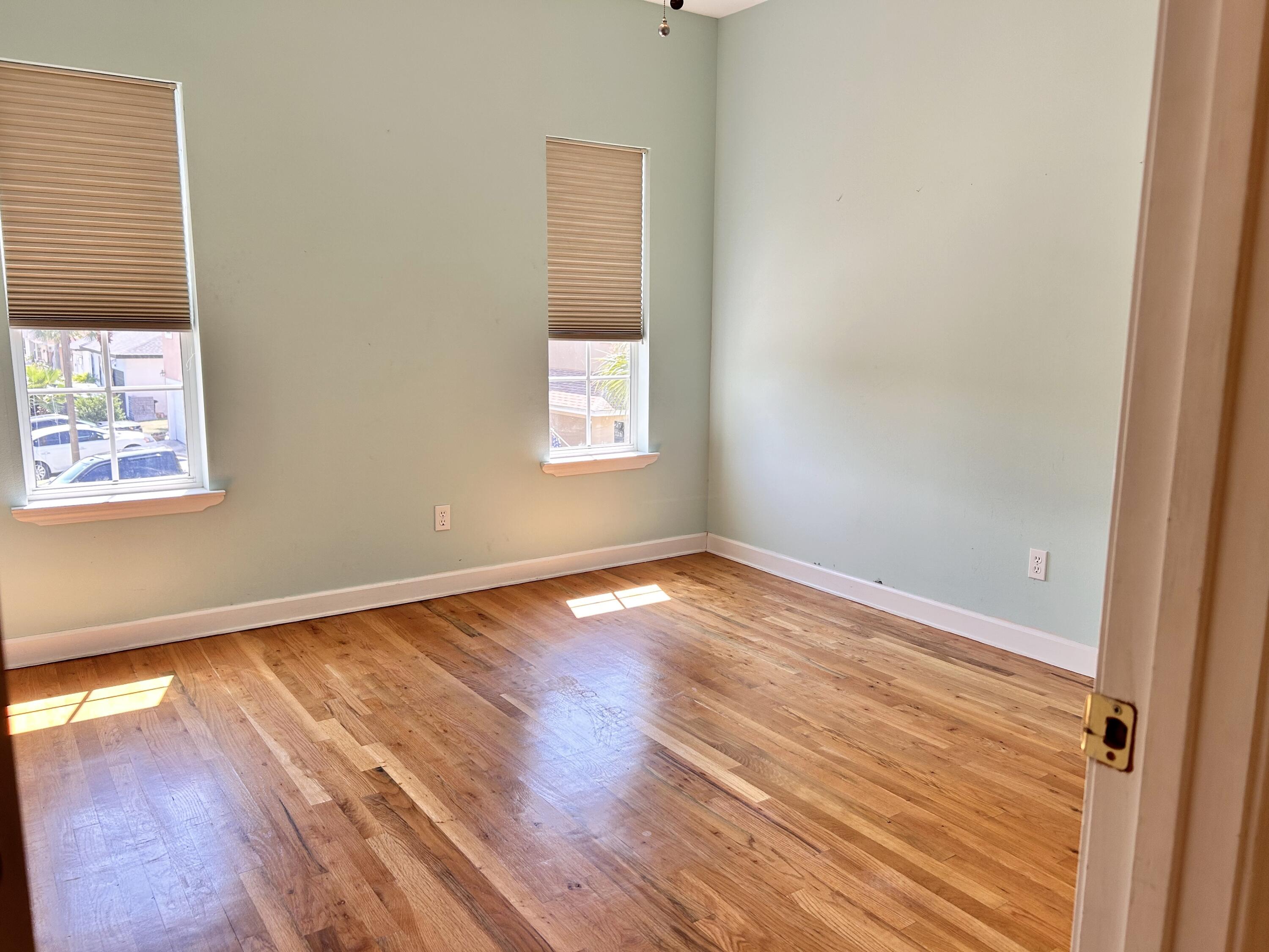 LEGION PARK LANDING - Residential