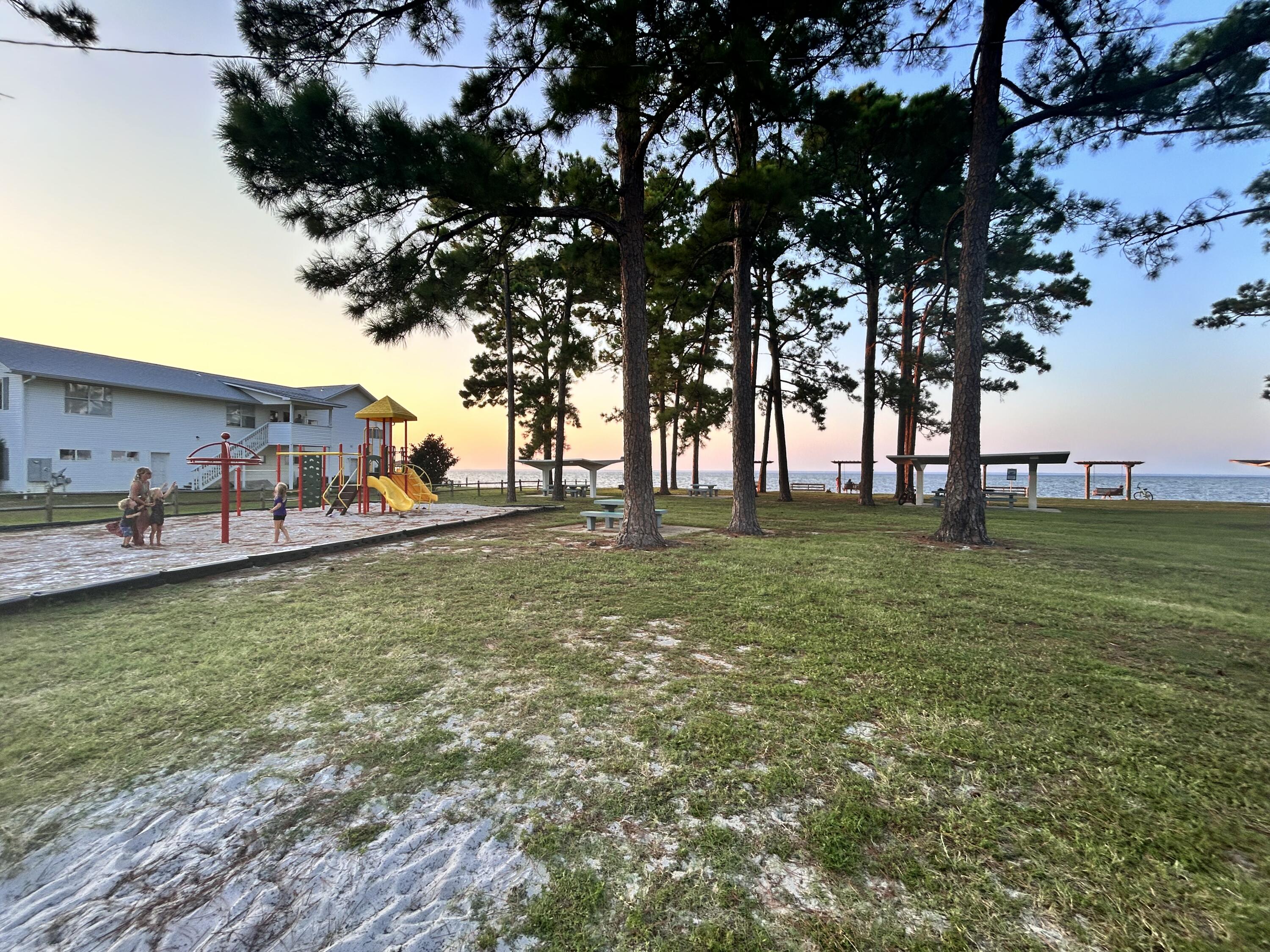 LEGION PARK LANDING - Residential