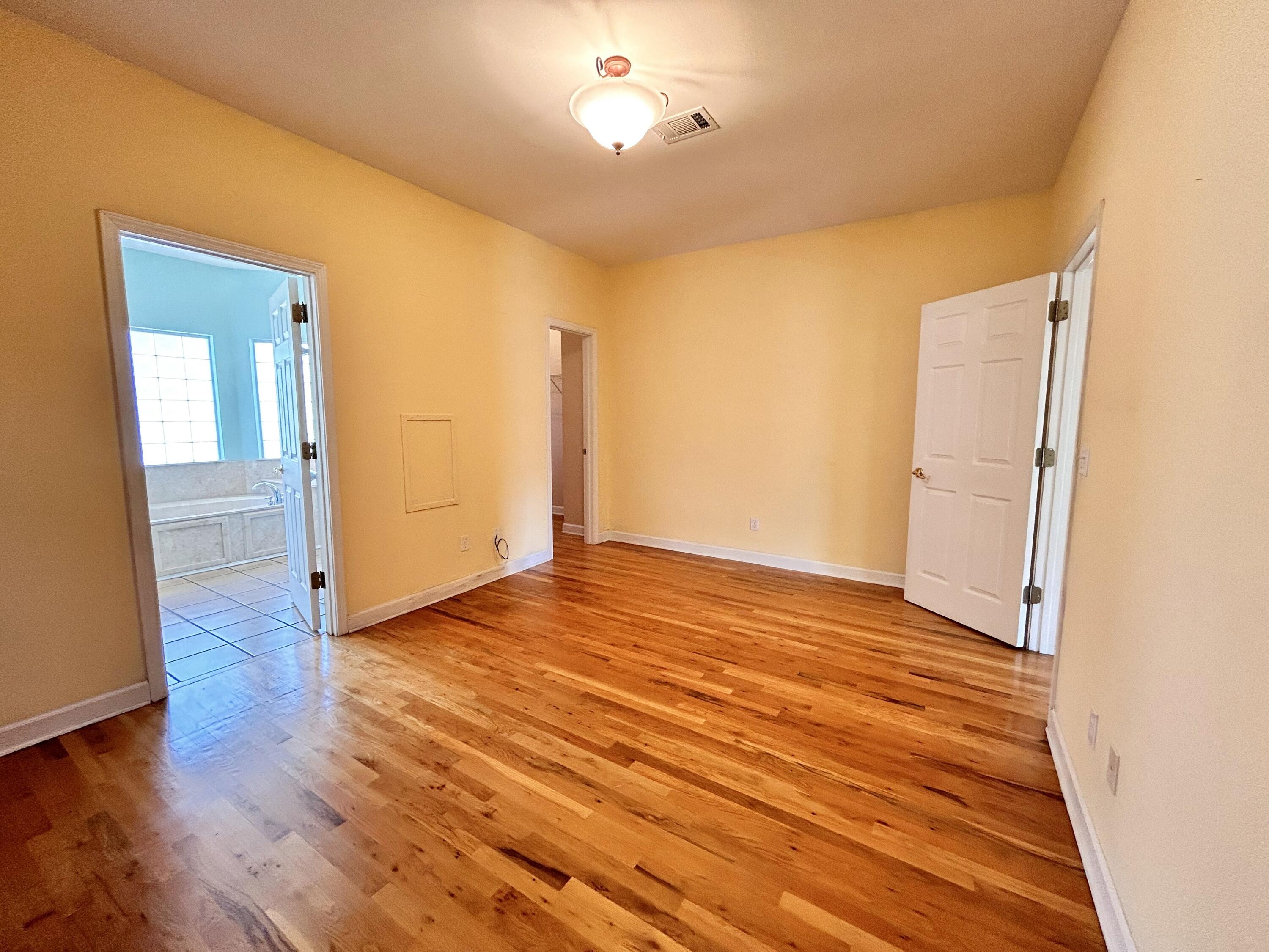 LEGION PARK LANDING - Residential