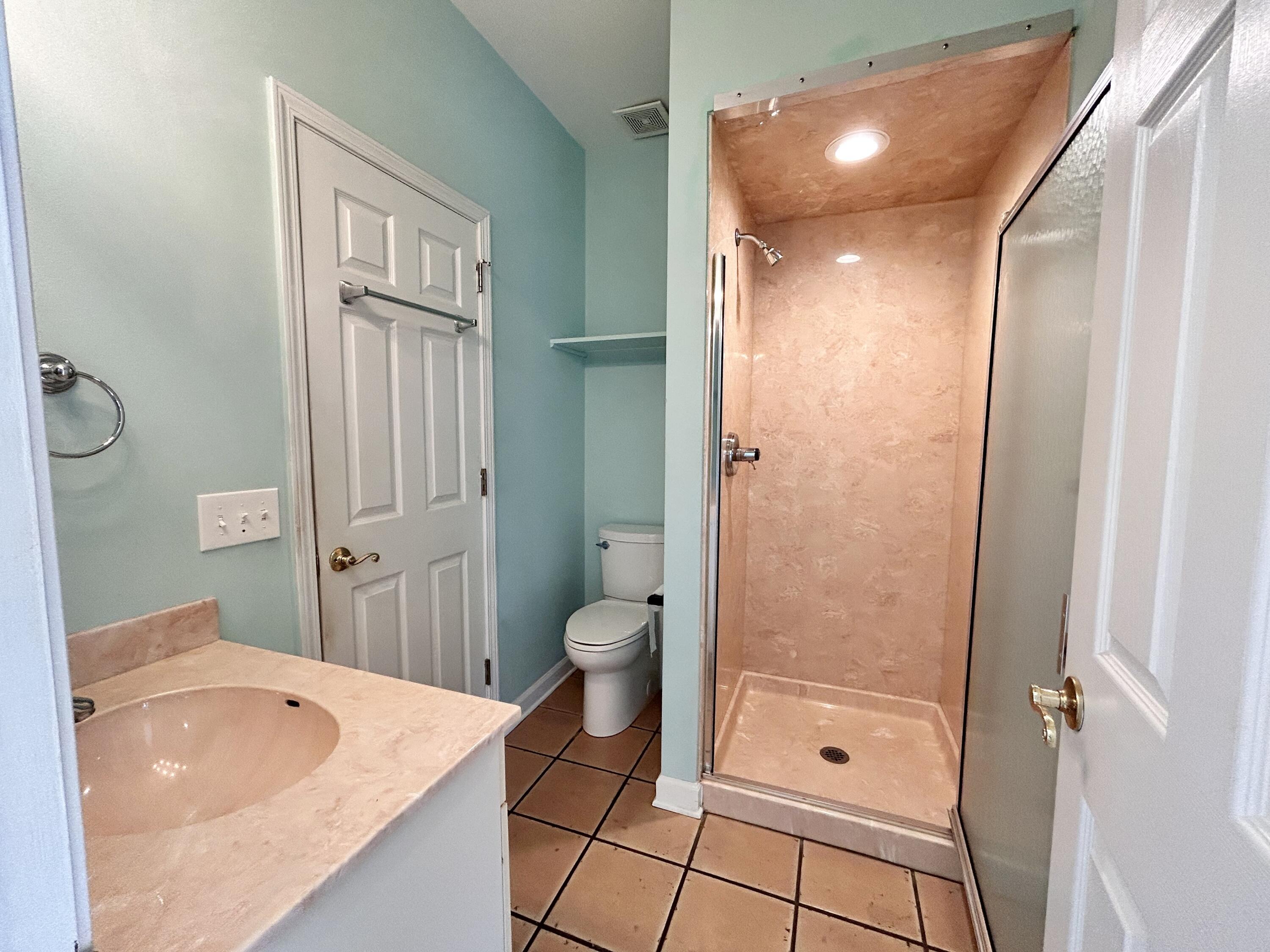 LEGION PARK LANDING - Residential