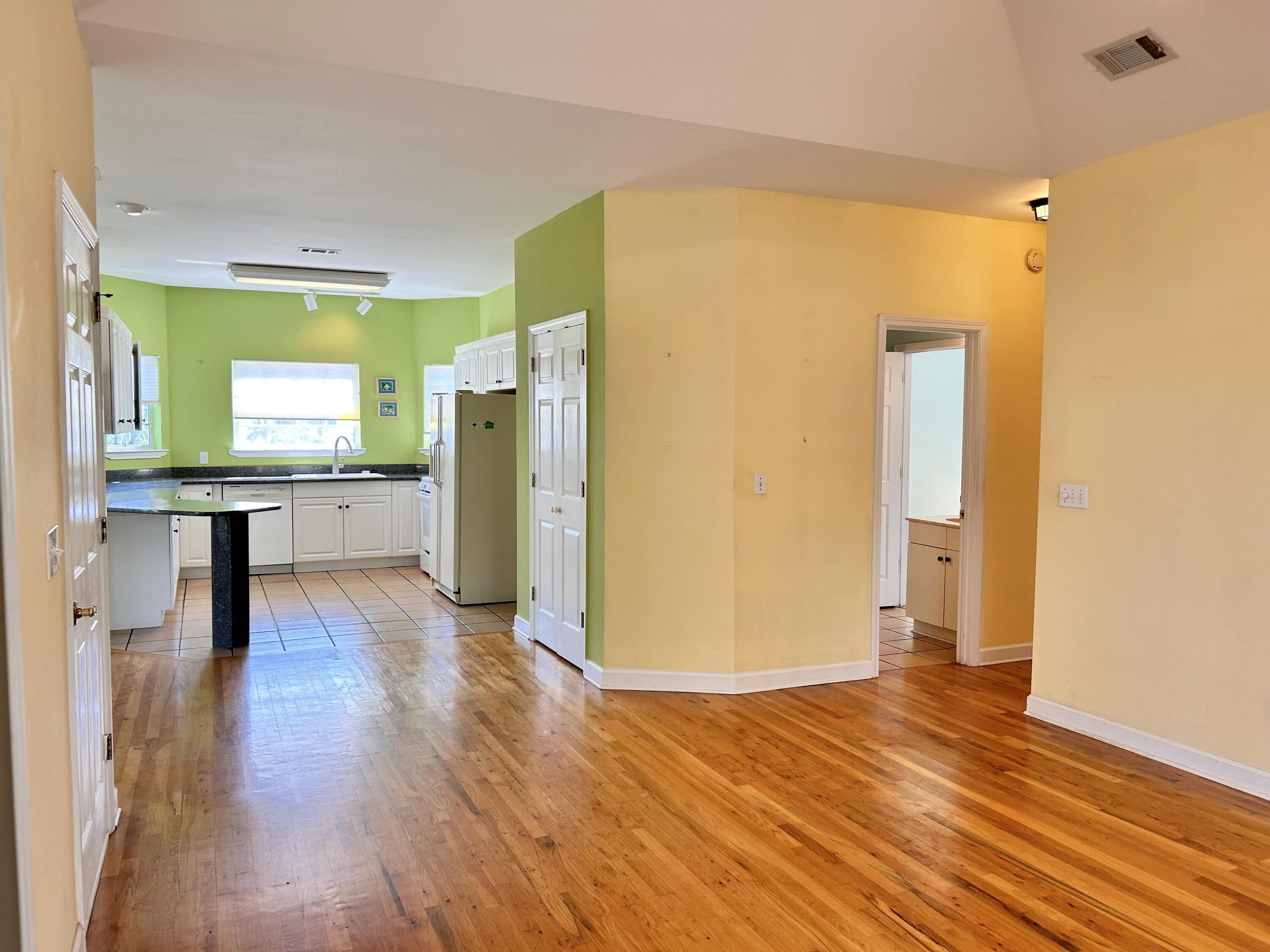 LEGION PARK LANDING - Residential