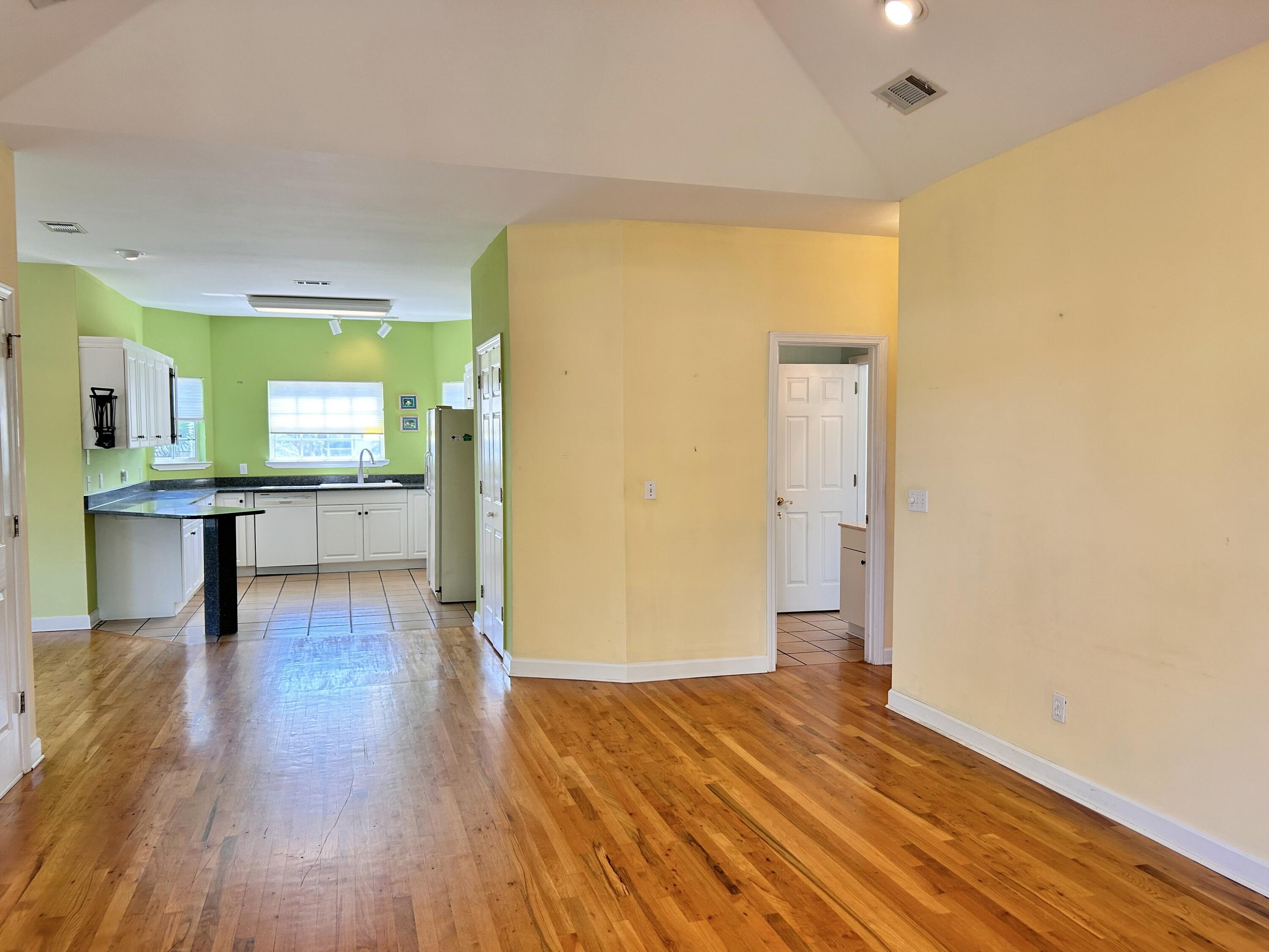 LEGION PARK LANDING - Residential