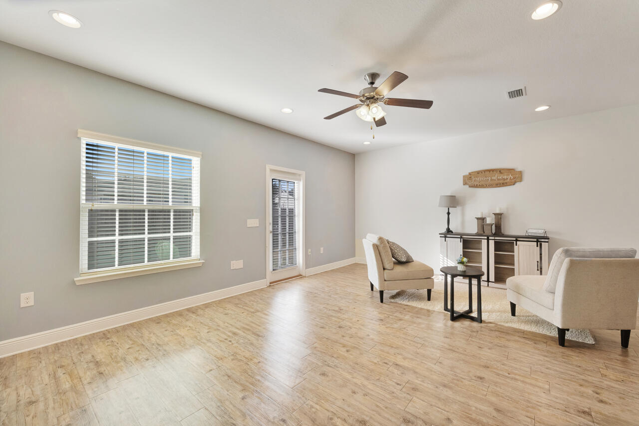 IRON HORSE TOWN HOMES - Residential