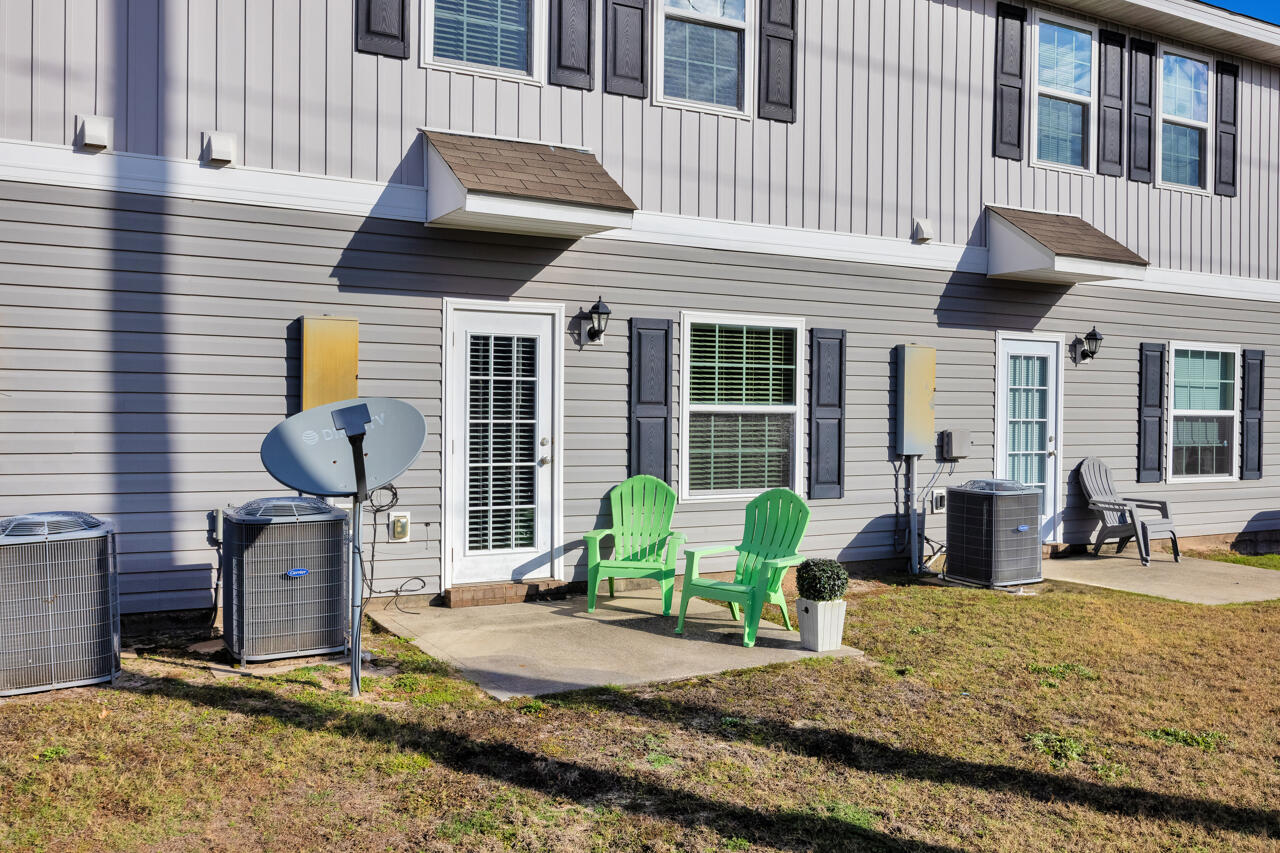 IRON HORSE TOWN HOMES - Residential